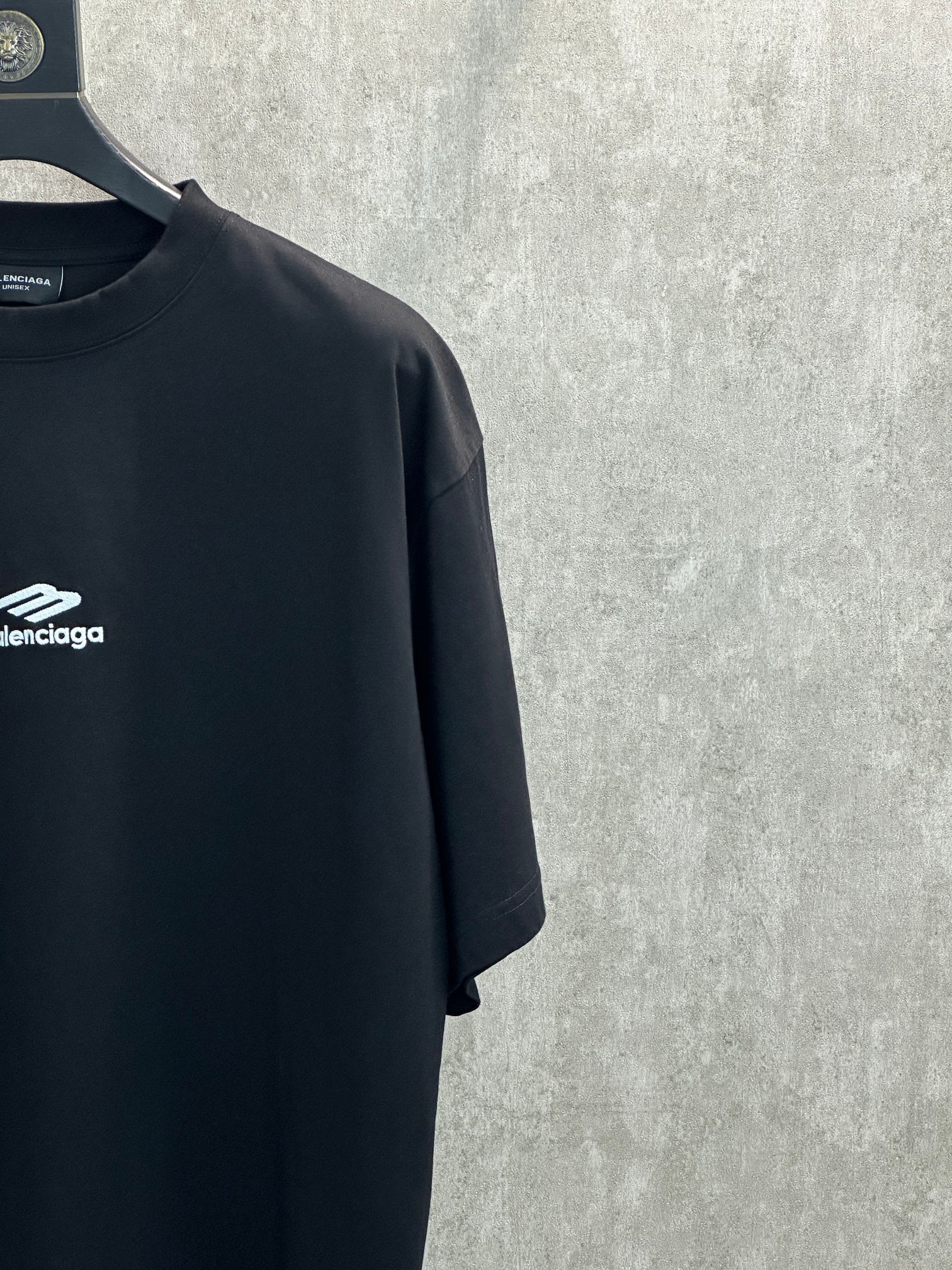 Balenciaga 款式：Balenciaga 巴黎世家 3M图案刺绣圆领短袖T恤