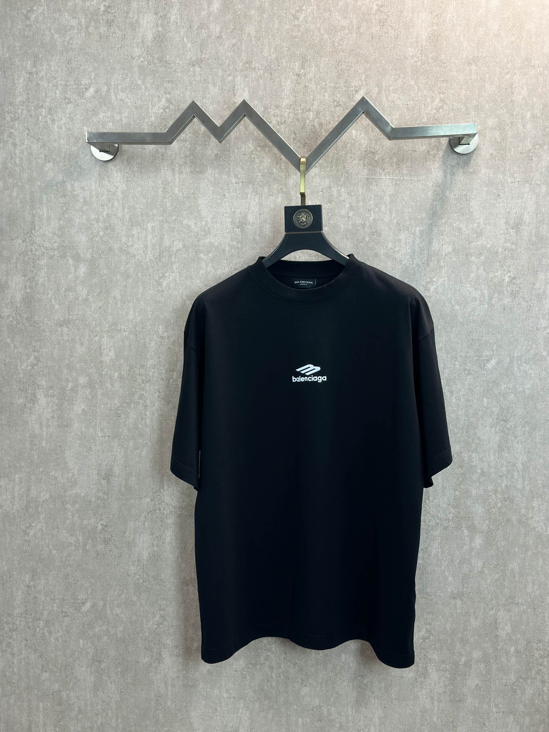 Balenciaga 款式：Balenciaga 巴黎世家 3M图案刺绣圆领短袖T恤