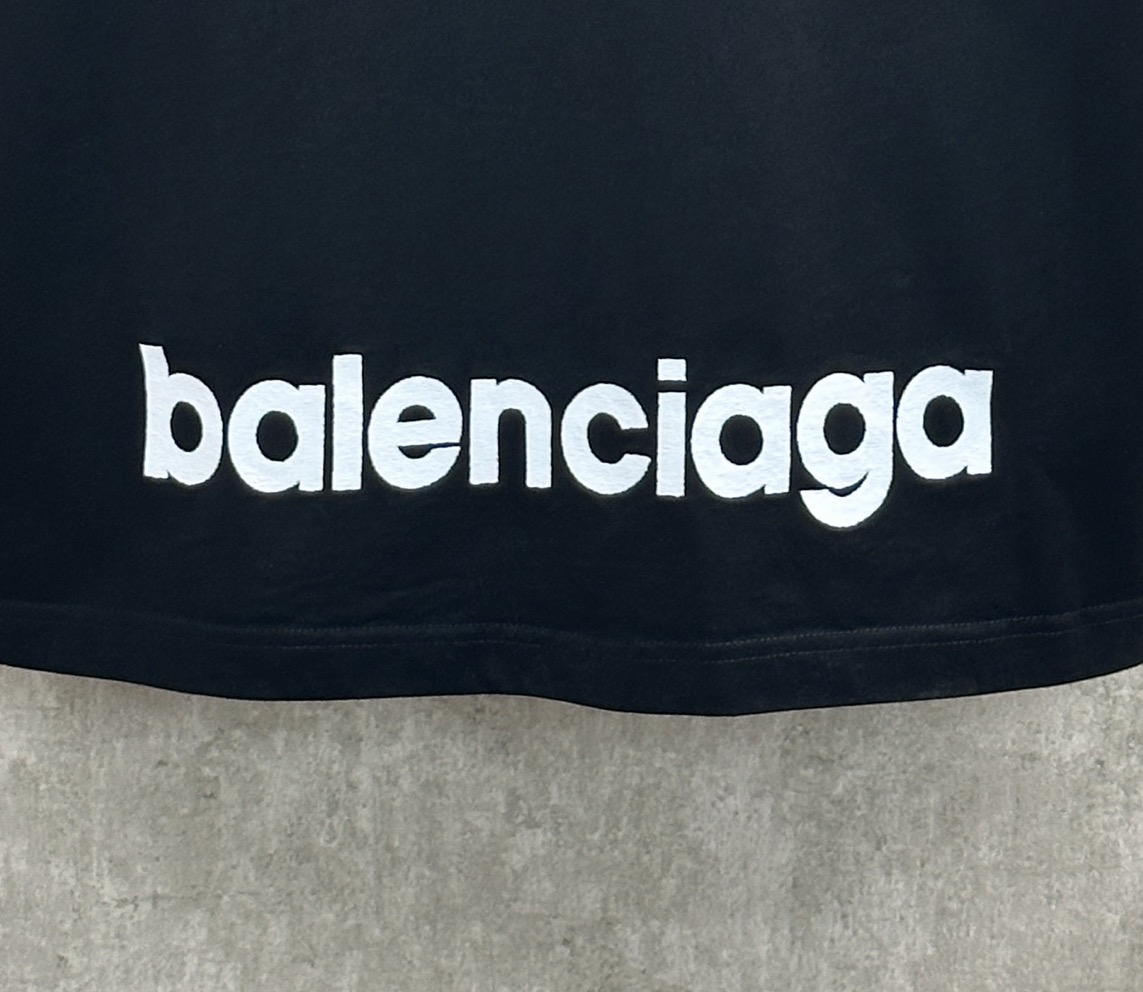 Balenciaga 款式：Balenciaga 巴黎世家 3M图案刺绣圆领短袖T恤