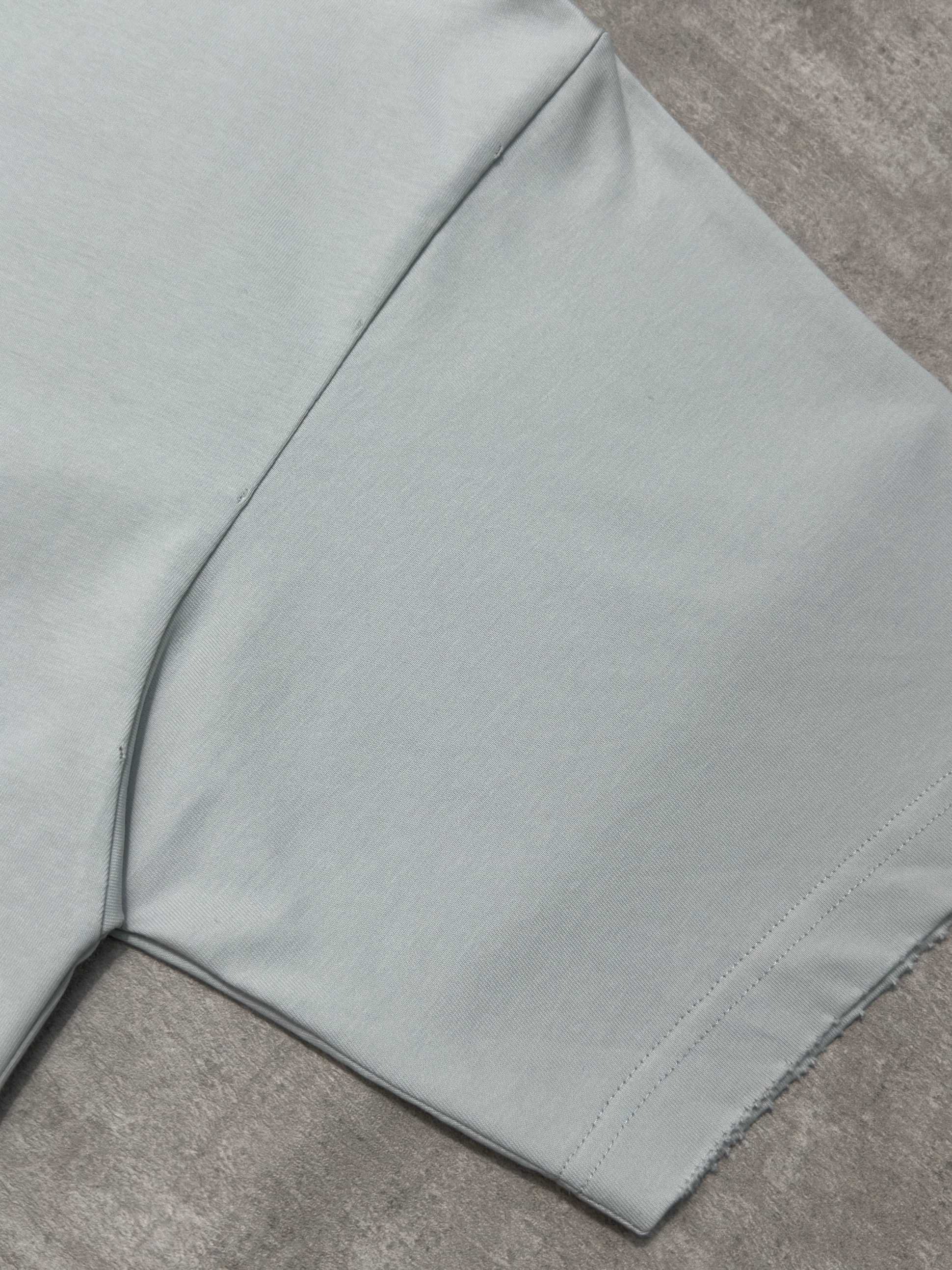 Balenciaga 款式：Balenciaga 巴黎世家 字母白底胶印圆领短袖T恤