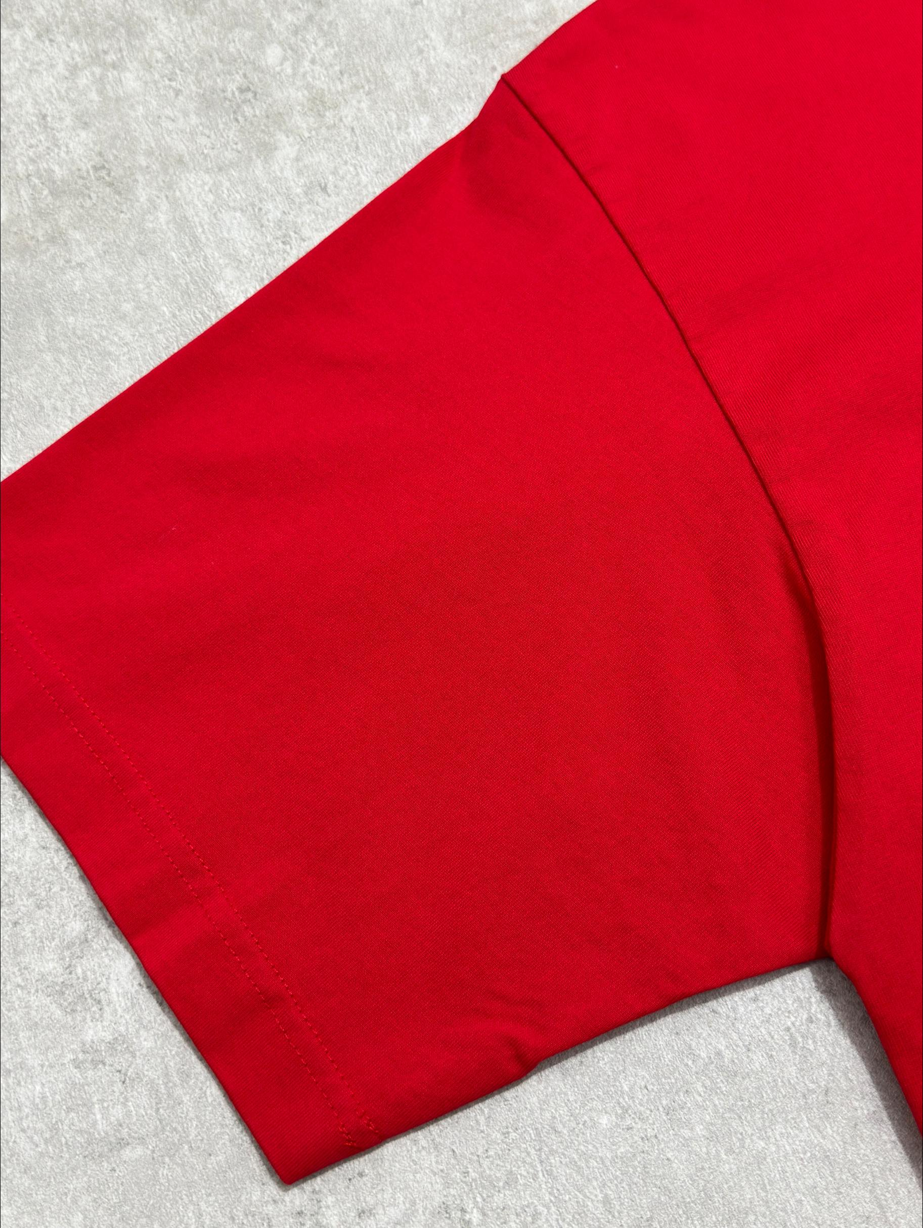 Balenciaga 款式：Balenciaga 巴黎世家 大字母刺绣圆领短袖T恤
