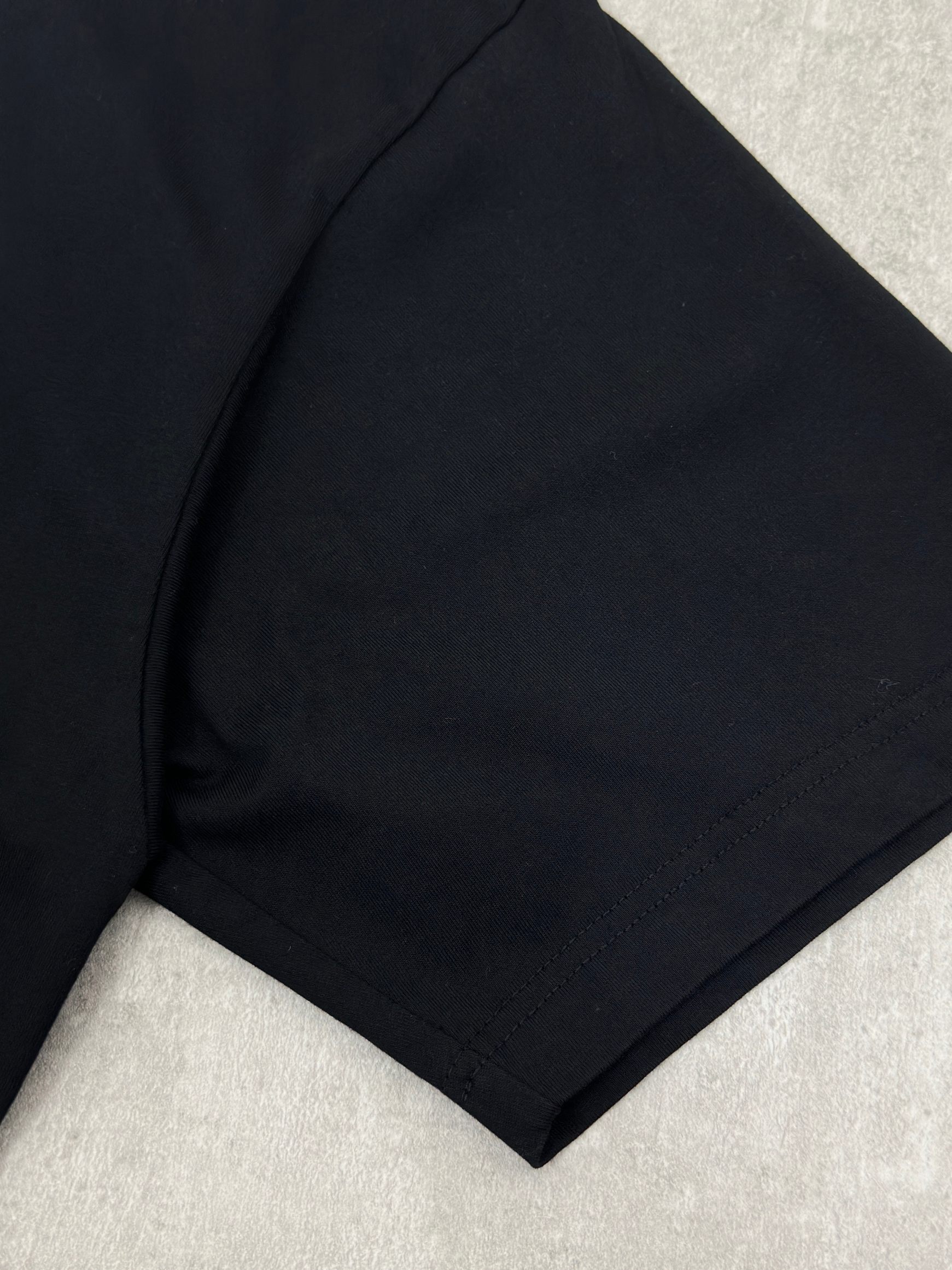 Balenciaga 款式:Balenciaga巴黎世家新款烟圈烟雾印花短袖T恤