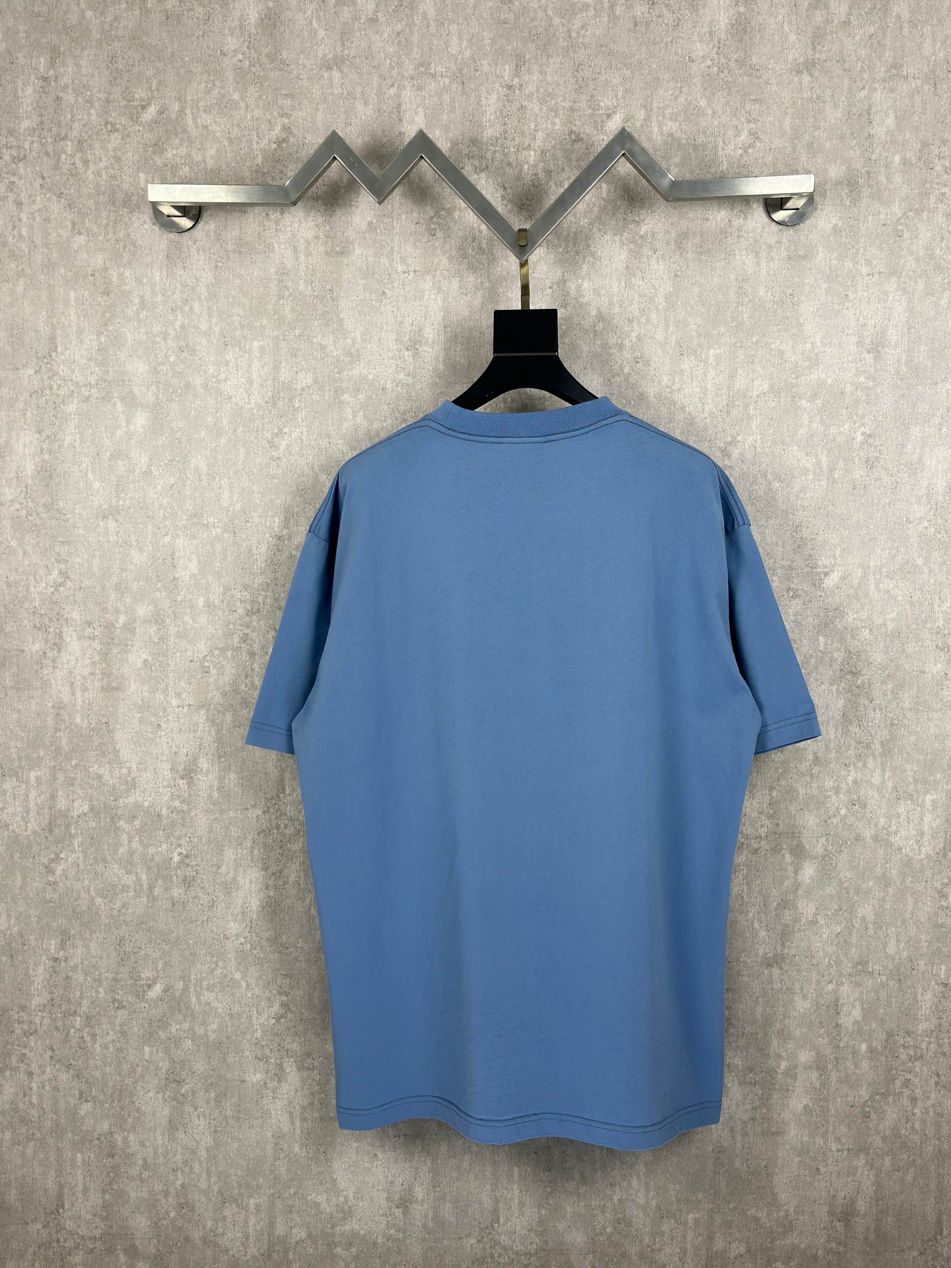 Balenciaga 款式: BALENCIAGA巴黎世家26夏季新品 SACRÉ CŒR短袖T恤