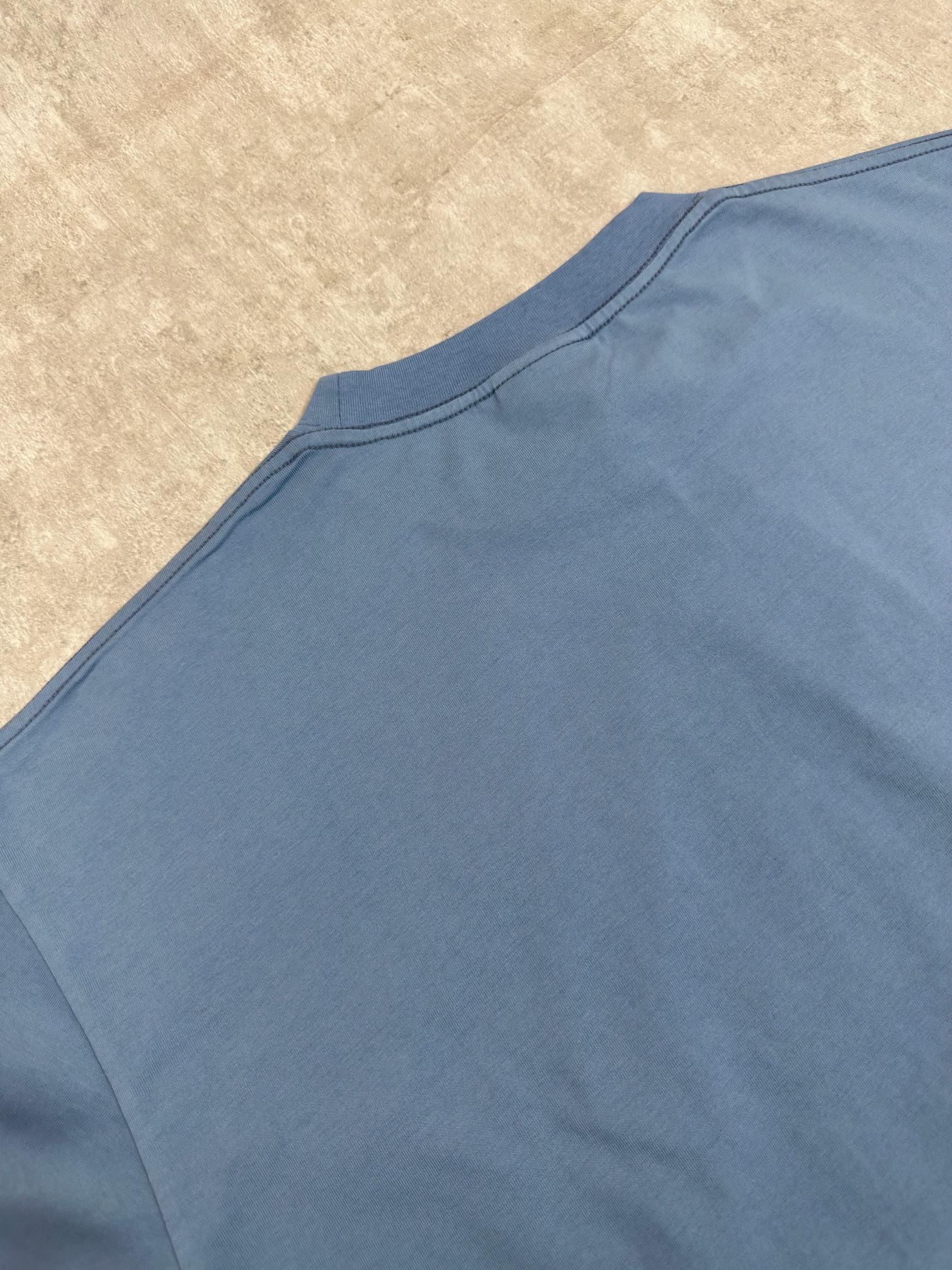 Balenciaga 款式: BALENCIAGA巴黎世家26夏季新品 SACRÉ CŒR短袖T恤