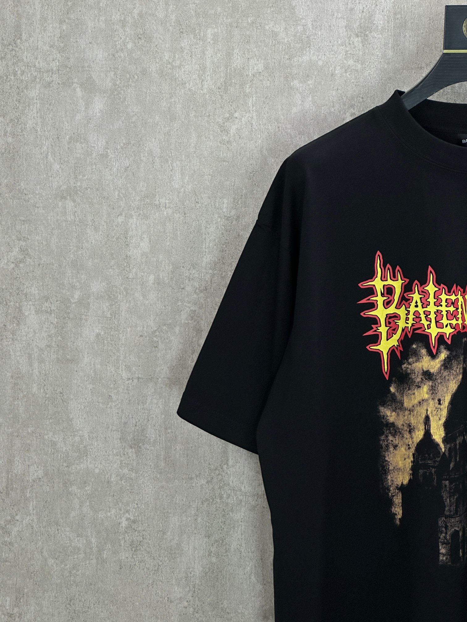 Balenciaga 款式: BALENCIAGA巴黎世家26夏季新品 SACRÉ CŒR短袖T恤