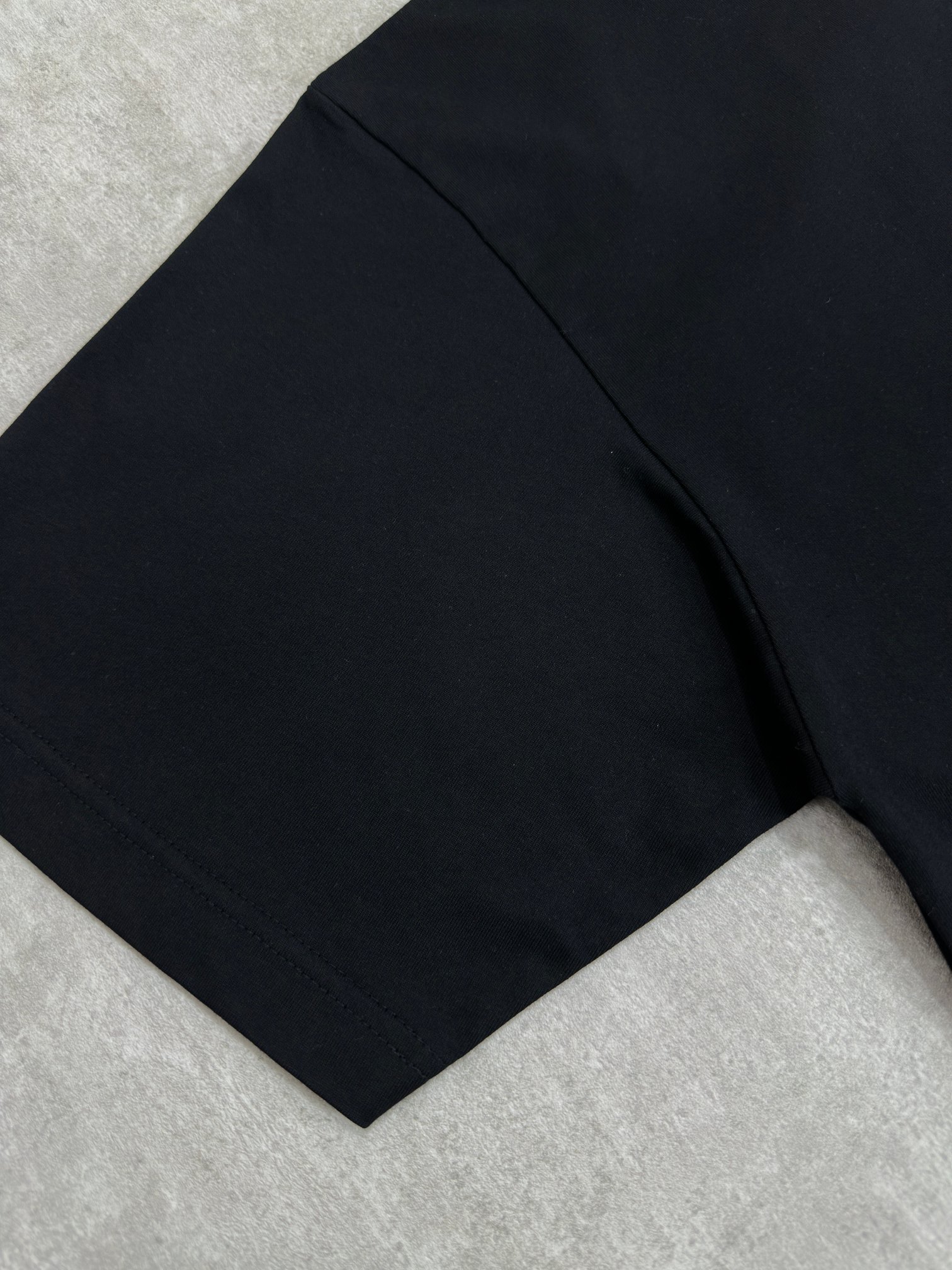 Balenciaga 款式: BALENCIAGA巴黎世家26夏季新品 SACRÉ CŒR短袖T恤