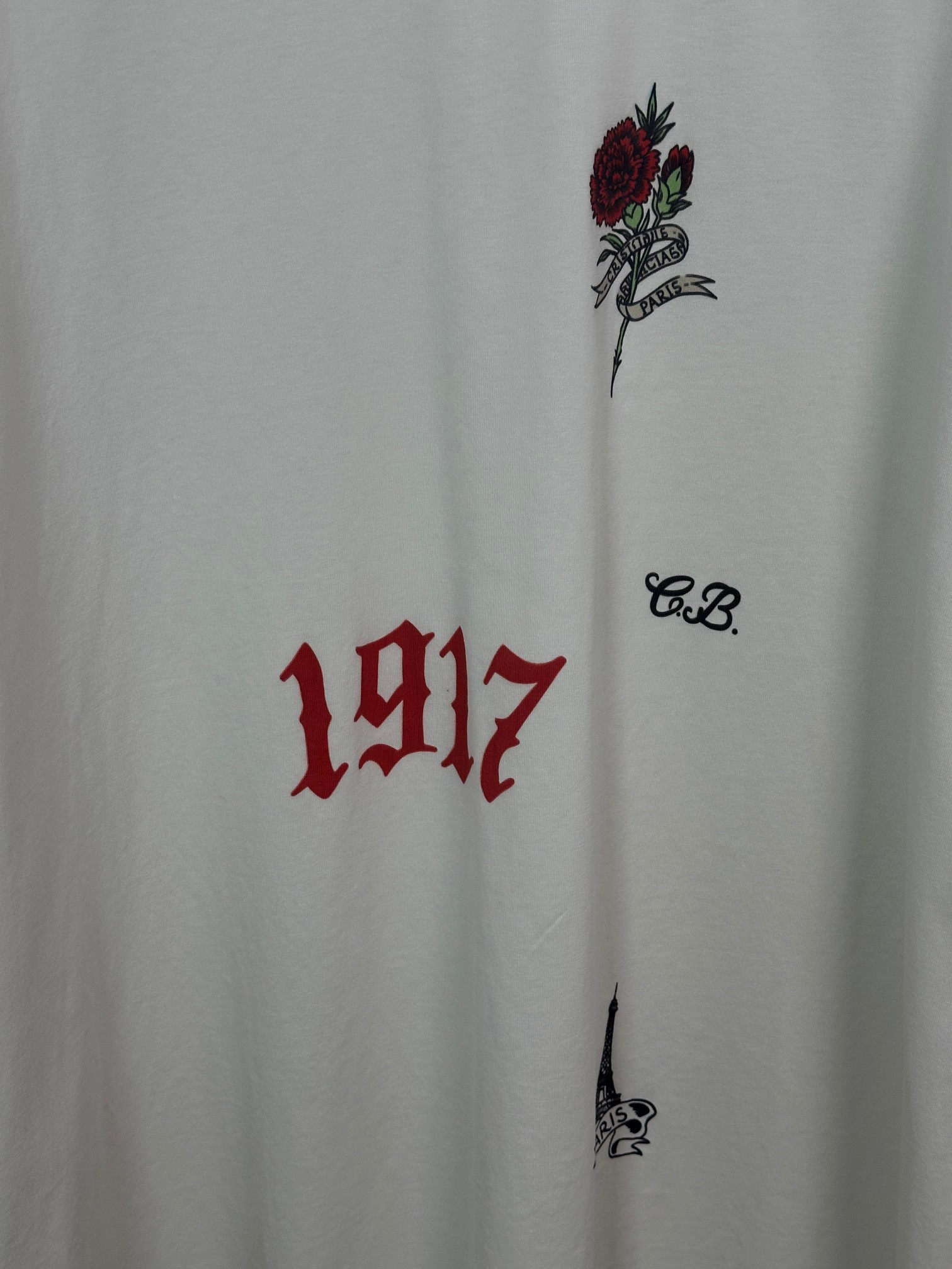 Balenciaga 款式:Balenciaga巴黎世家2026新款Tattoo系列1917白墨直喷图案 短袖T恤