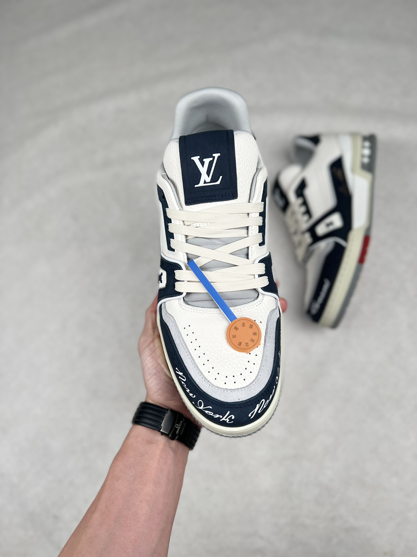 650 Virgil Abloh亲自操刀设计全新LV路易威登Louis Vuitton Trainer Sneaker Low休闲运动文化百搭篮球板鞋