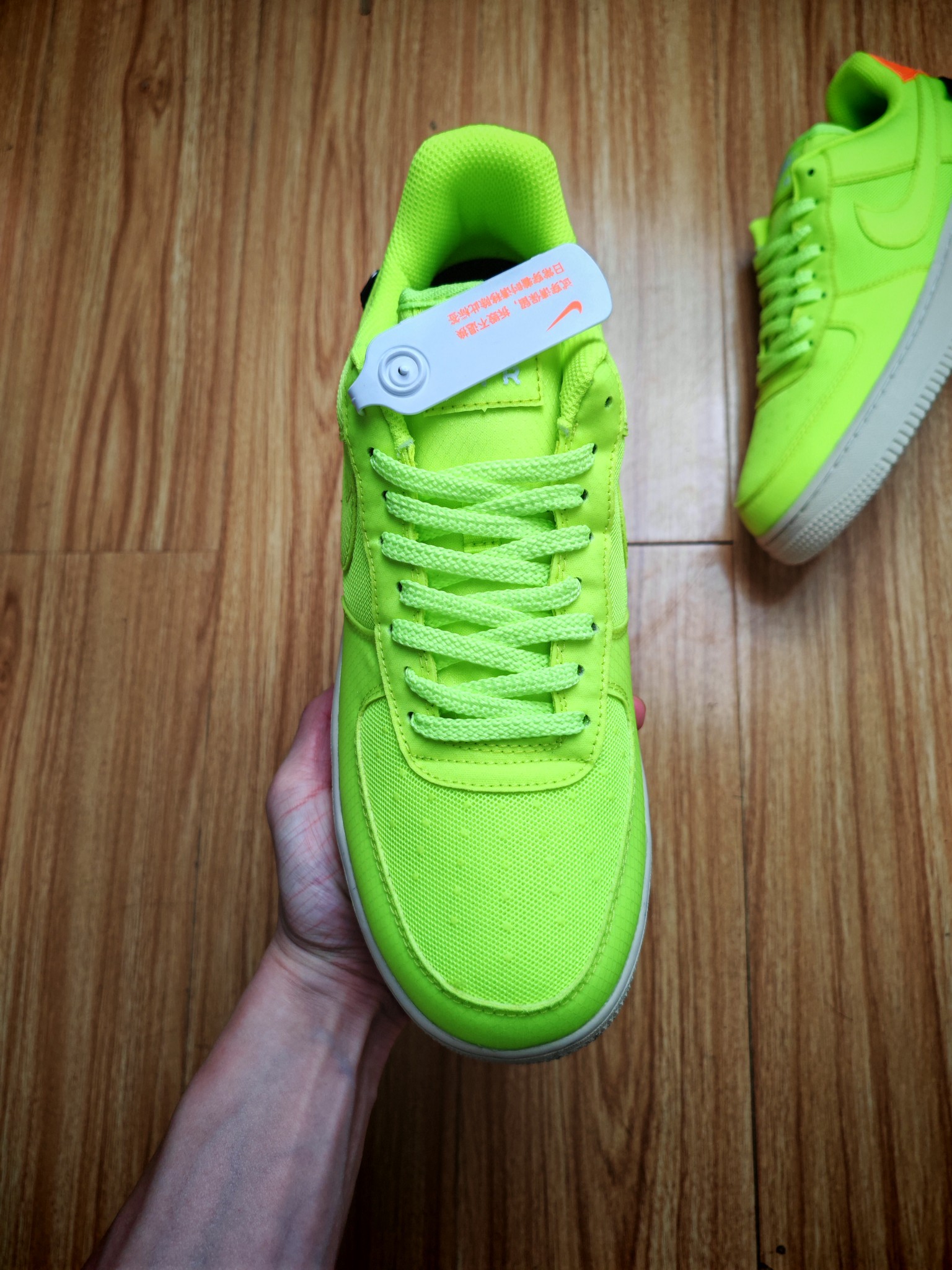 福利特惠
💰99 合作私
Nike Air Force 1 '07 Low 
 原楦头原纸板 打造纯正空军版型 #专注外贸渠道 全掌内置蜂窝气垫 #原盒配件 原厂中底钢印、拉帮完美 官方同步上架
Size 36 36.5 37.5 38 38.5 39 40 40.5 41 42 42.5 43 44 44.5 45