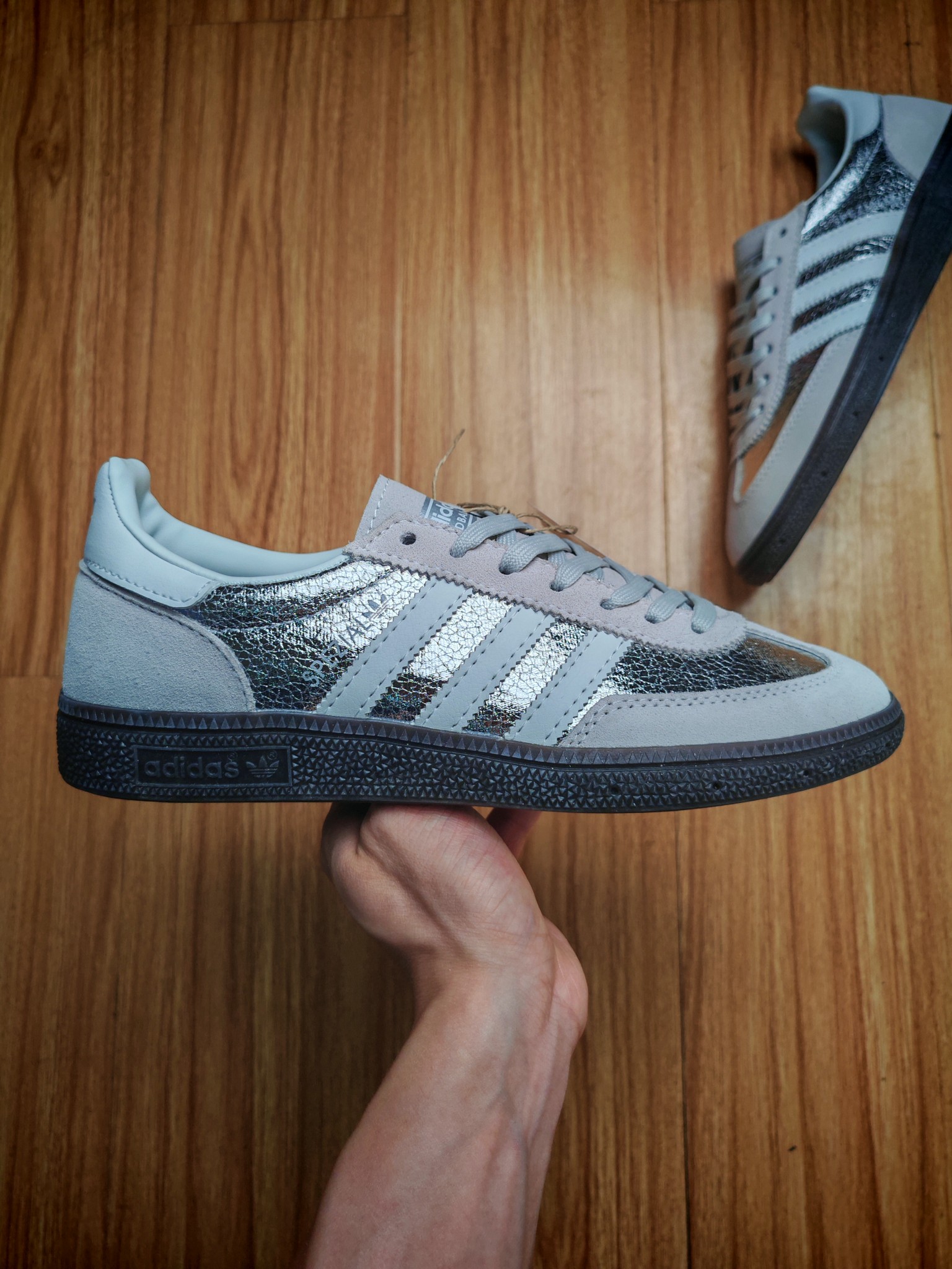 作私 adidas originals HANDBALL SPEZIAL 三叶草德训板鞋 货号 JR6511 ​