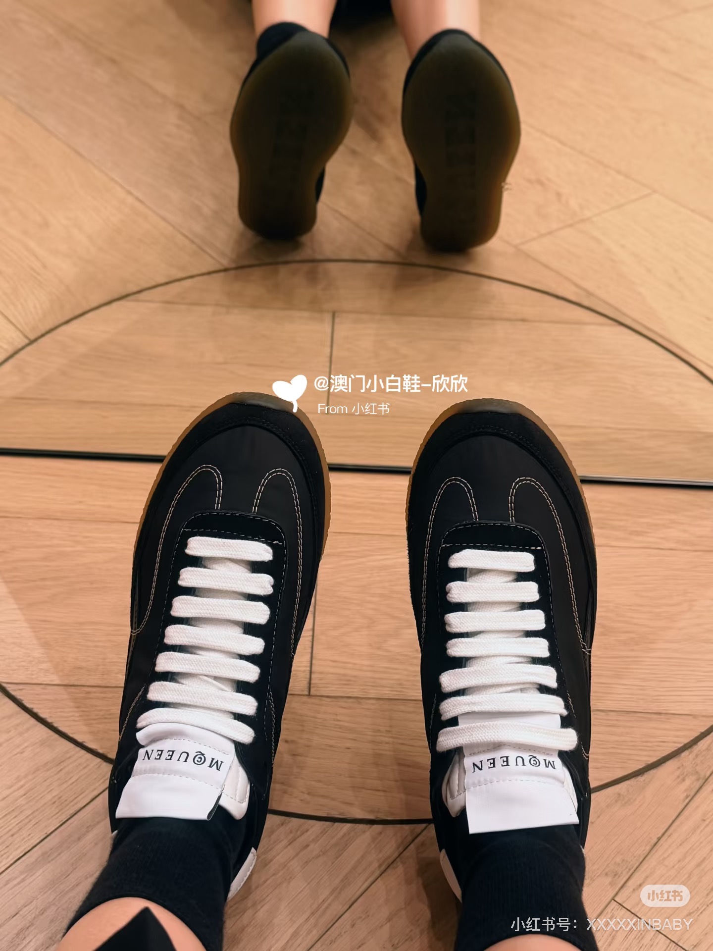 NO:679462,Model's feet, casual shoes/sneakers, sneakers19860909模特上脚图,休闲鞋/运动鞋,sneakers,Women's Shoes