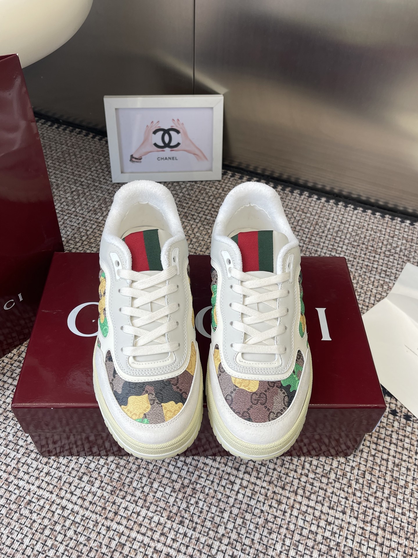 NO:694748,Men's 10 Gucci Couple's New Style Retro Sports Shoes White Shoes Sneakers Latest Colors Purchased at the Counter and Made Original One to One All Details and Materials All Same as What You Buy at the Counter Exclusive Original Material, First Layer of Cowhide, 4cm, Original Two-Color Thick Sole Size Number: 35-45 (40 for women, 45 for men, custom-made and non-refundable), casual shoes/sports shoes, gucci, sneakers, cowhide19860909男10 Gucci情侣新款 复古运动鞋 小白鞋 板鞋 最新配色 专柜购买原版一比一打造 所有细节 材料 全部跟你在专柜买到的都一样 独家原版材质,鞋面头层牛皮、4cm、原版双色厚底 码数:35-45（女40.男45定做不退换）,休闲鞋/运动鞋,gucci,sneakers,cowhide,Women's Shoes