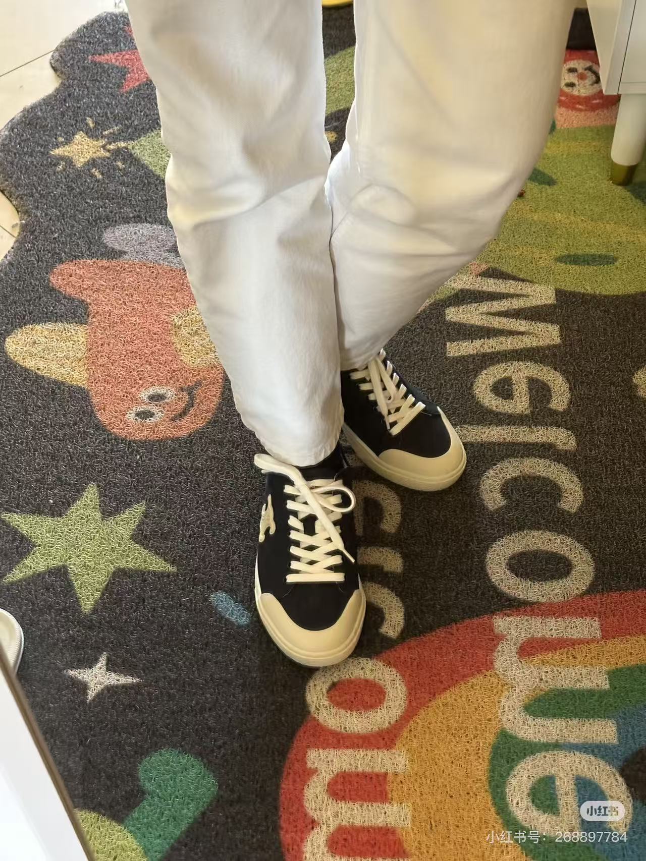 NO:783396,Model's feet, casual shoes/sneakers, sneakers19860909模特上脚图,休闲鞋/运动鞋,sneakers,Women's Shoes