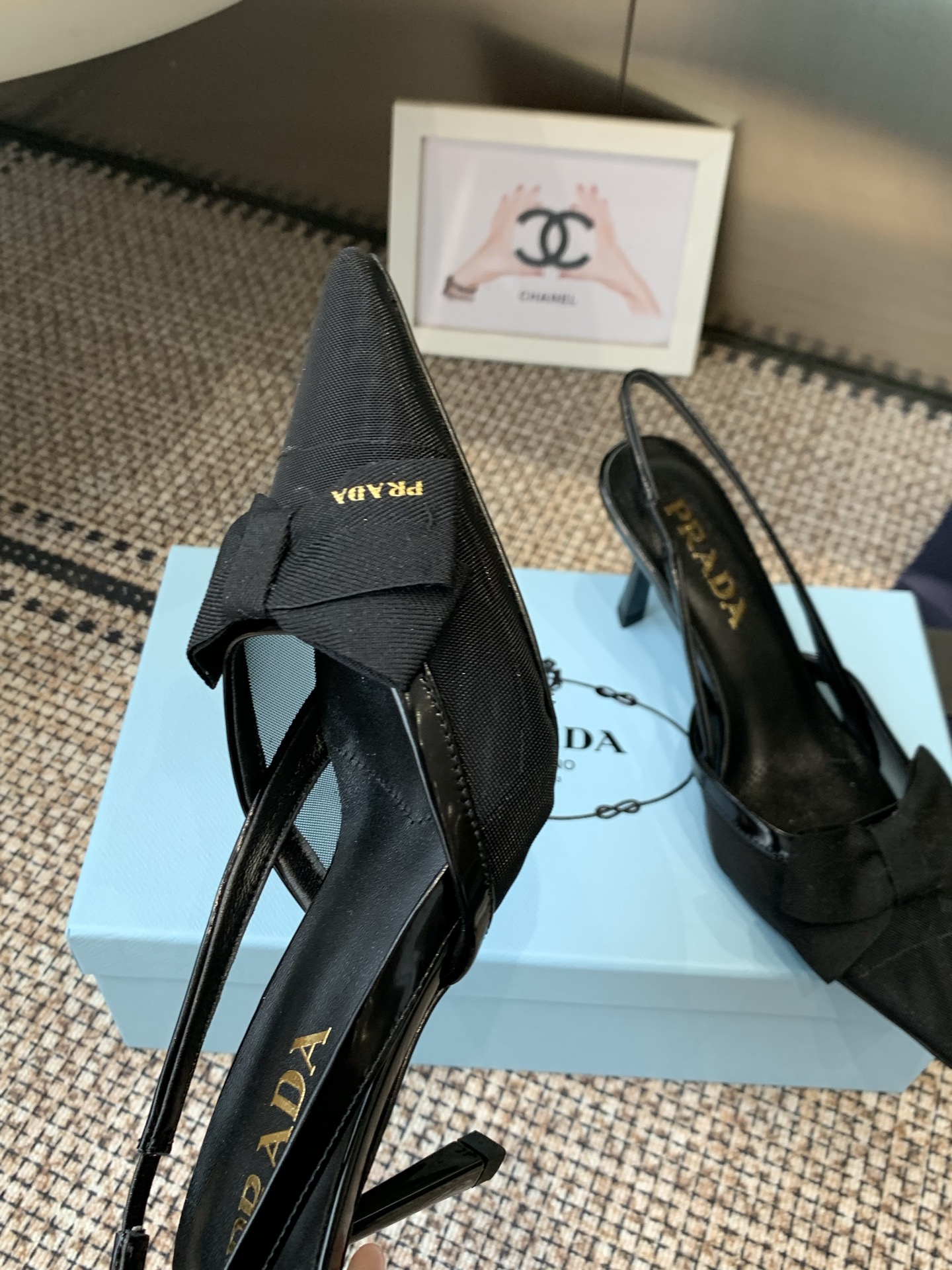 Prada Style Black Leather Women's Shoes style reference detail image 6 from source 784746