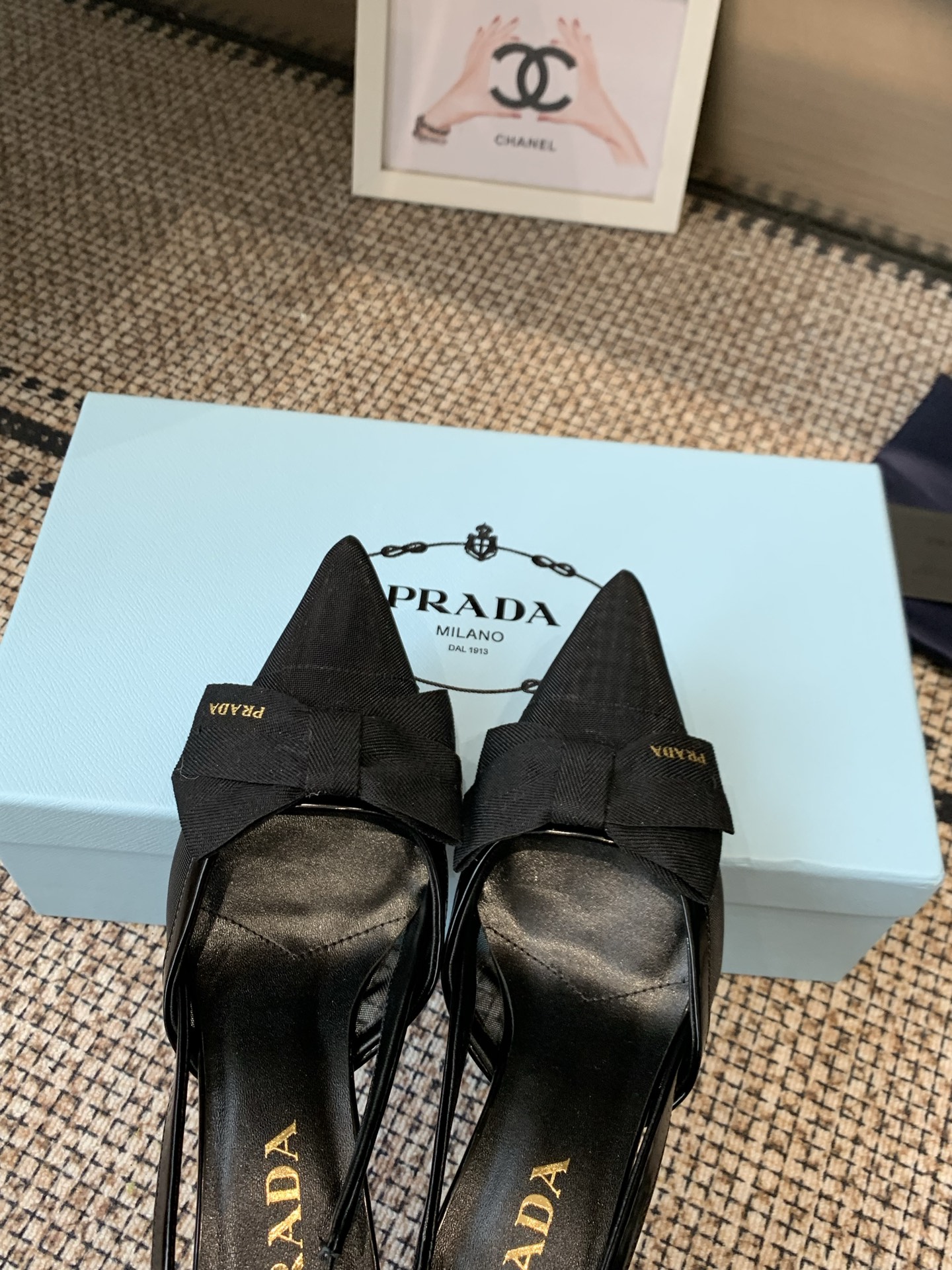Prada Style Black Leather Women's Shoes Lookbook Reference image 2
