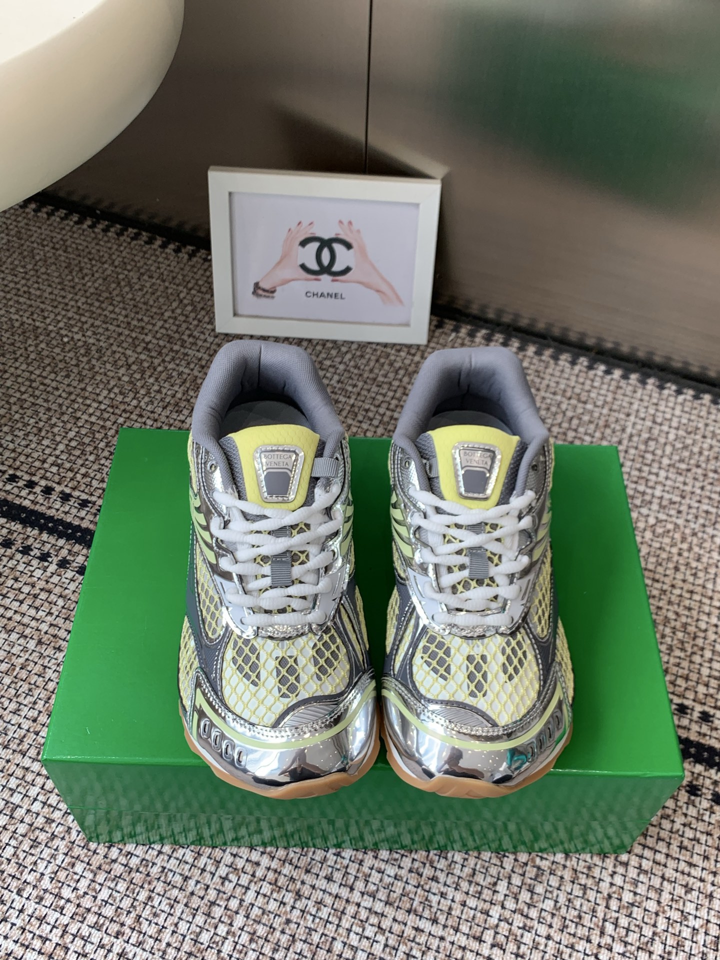 NO:882339,Bottega Veneta's popular BV Orbit couple's model, casual dad shoes, ultra-light and comfortable retro-style sneakers, fashionable items worn by female celebrities, made of imported technology materials with mesh, breathable mesh lining, color-blocking TPU outsole, size female 35-40, male 39-44 (custom-made for female 40), casual shoes/sports shoes, bottega veneta, bottega veneta, sneakers19860909Bottega Veneta 爆款 BV Orbit 情侣款 休闲老爹鞋 超轻便超舒适的复古风运动鞋 女明星们都在穿的时髦单品  采用进口科技材料搭配网面 透气网布内里 选用拼色TPU大底 码数女35-40 男39-44（女40定做）,休闲鞋/运动鞋,bottega veneta,bottega veneta,sneakers,Women's Shoes