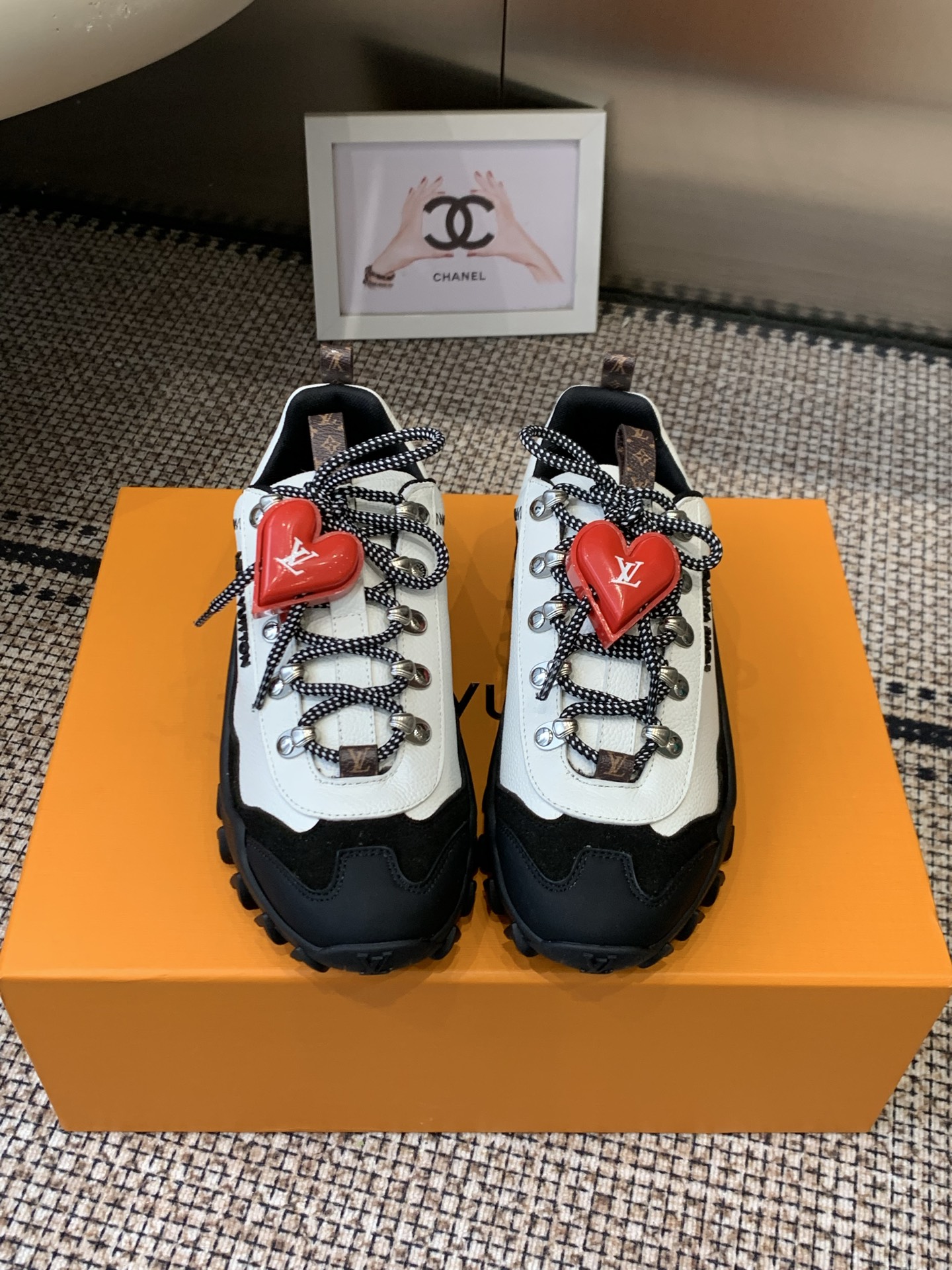 Louis Vuitton Sneakers