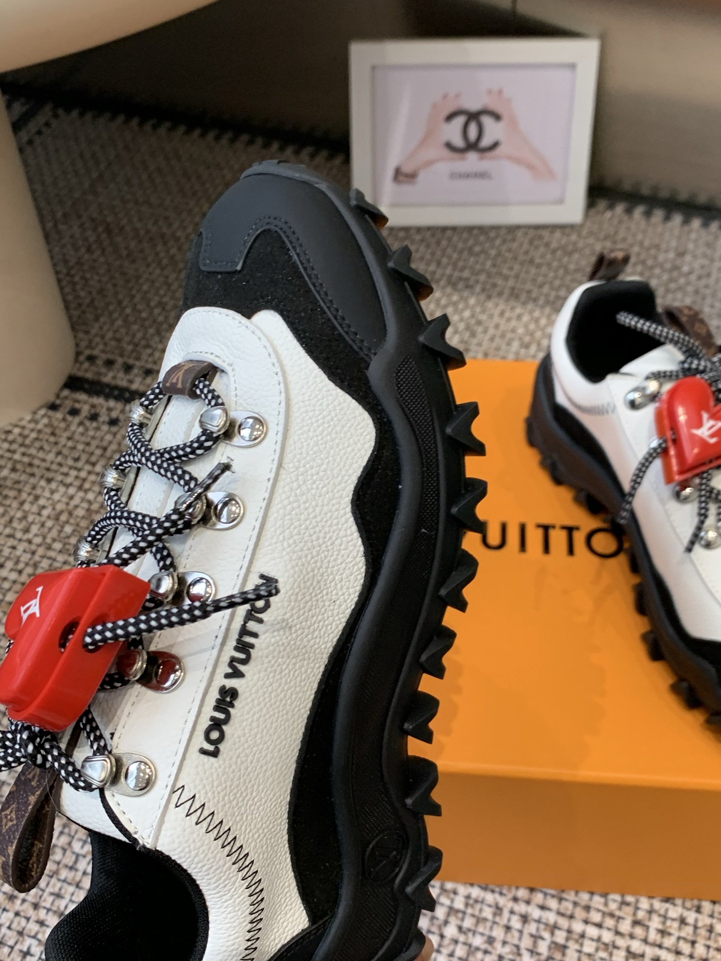Louis Vuitton Sneakers