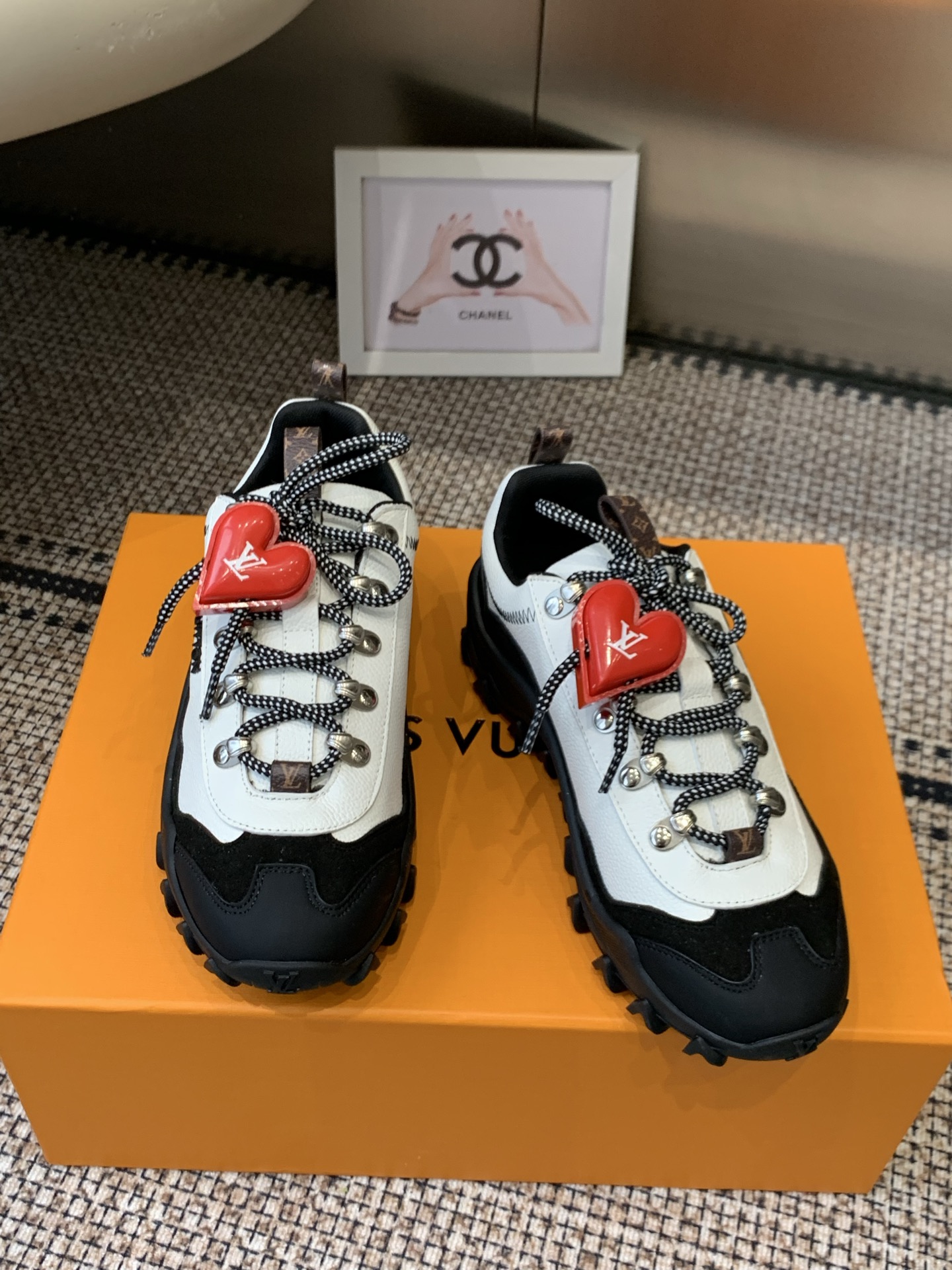 Louis Vuitton Sneakers