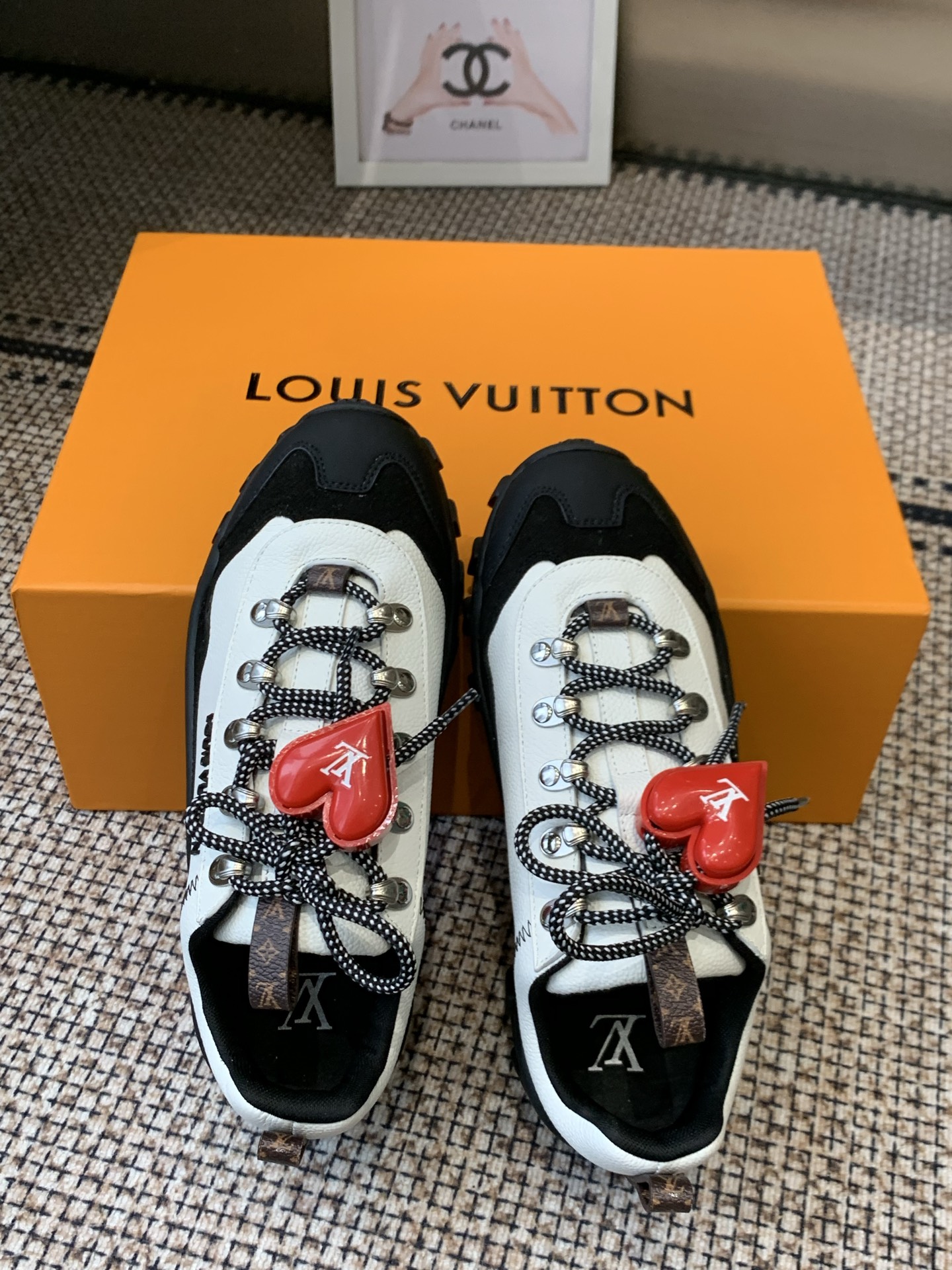 Louis Vuitton Sneakers