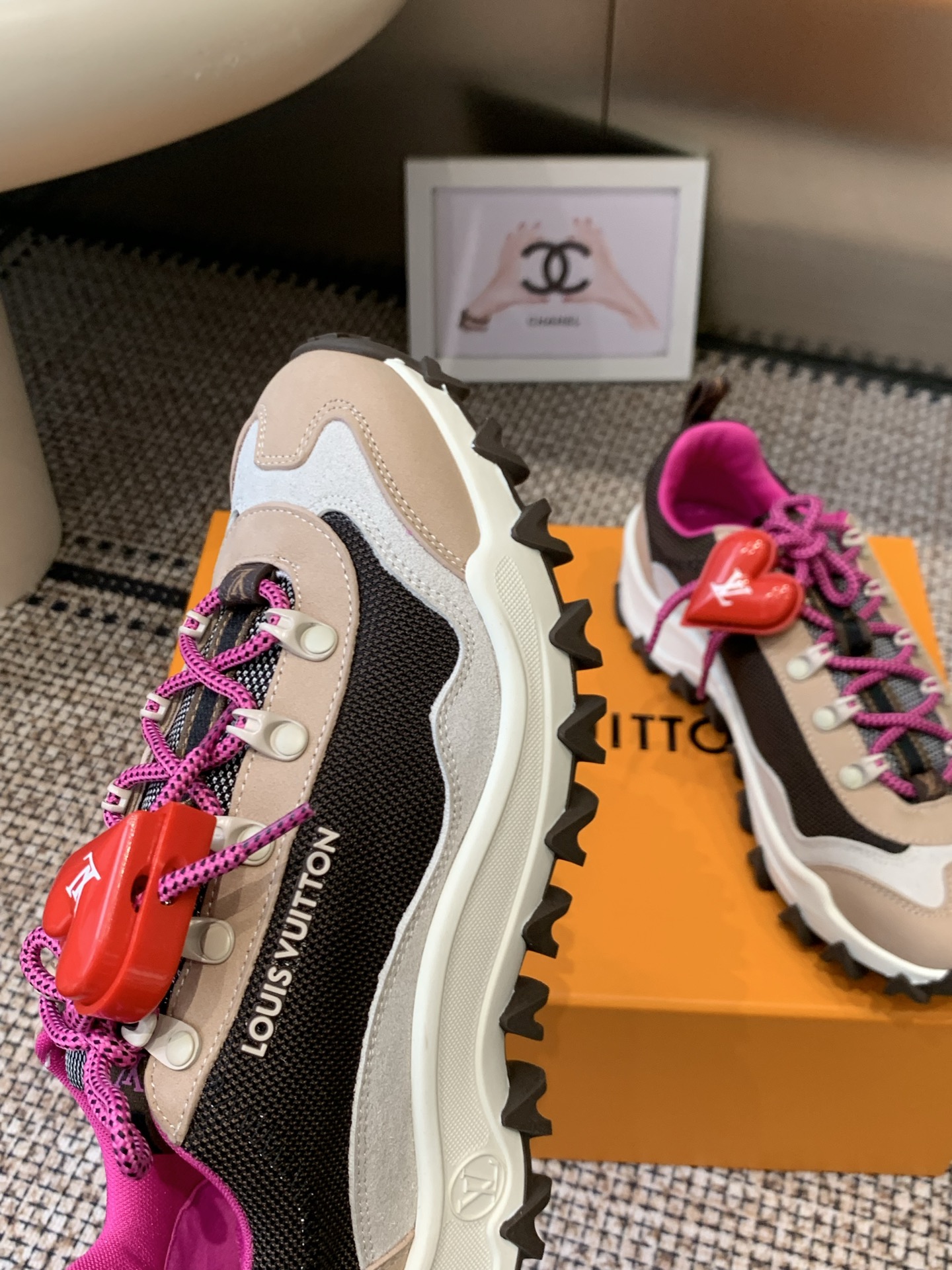 Louis Vuitton Sneakers