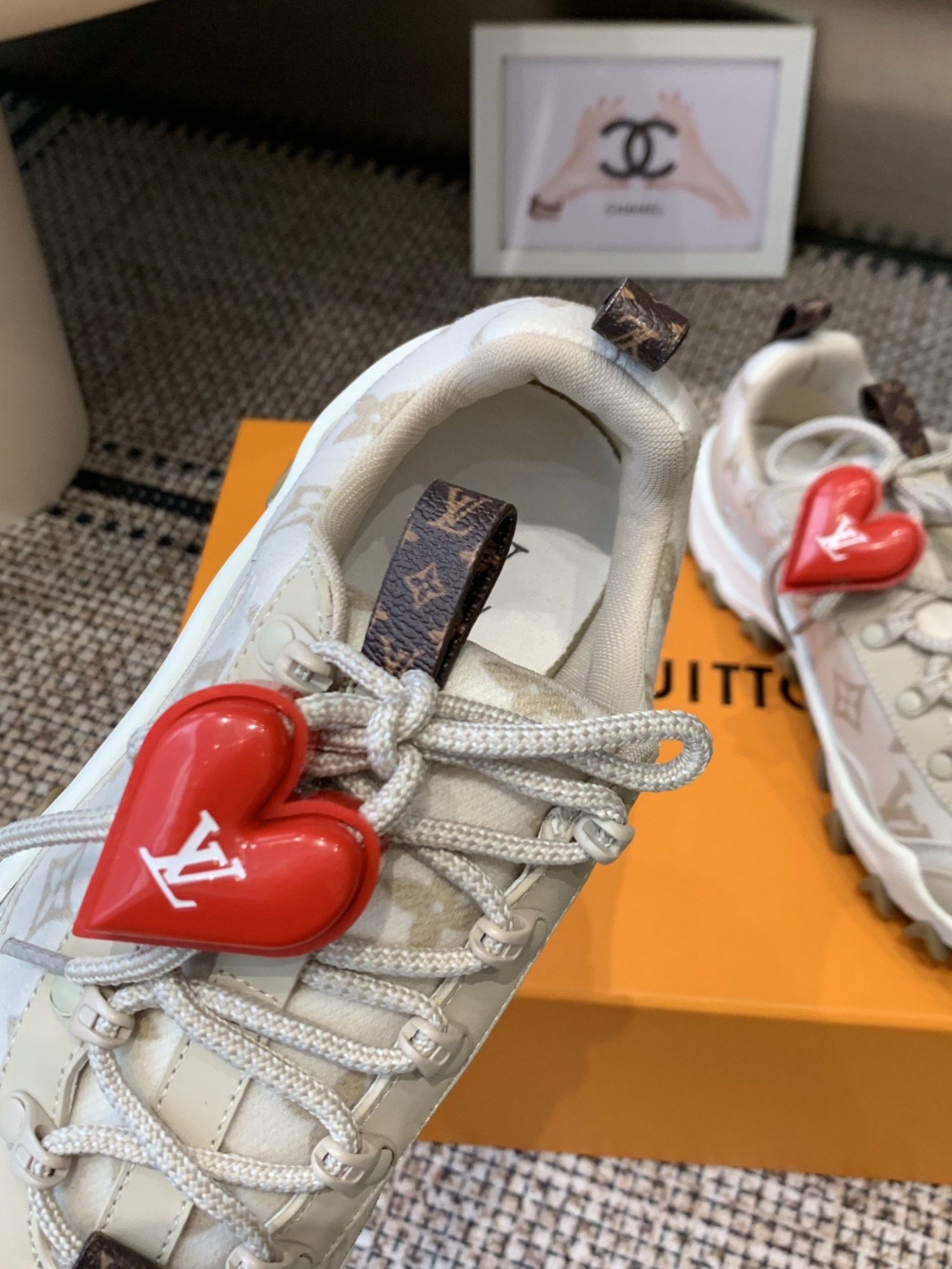 Louis Vuitton Sneakers