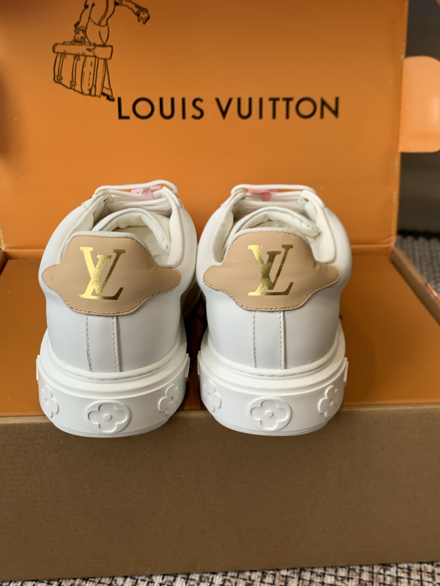 Louis Vuitton Sneakers