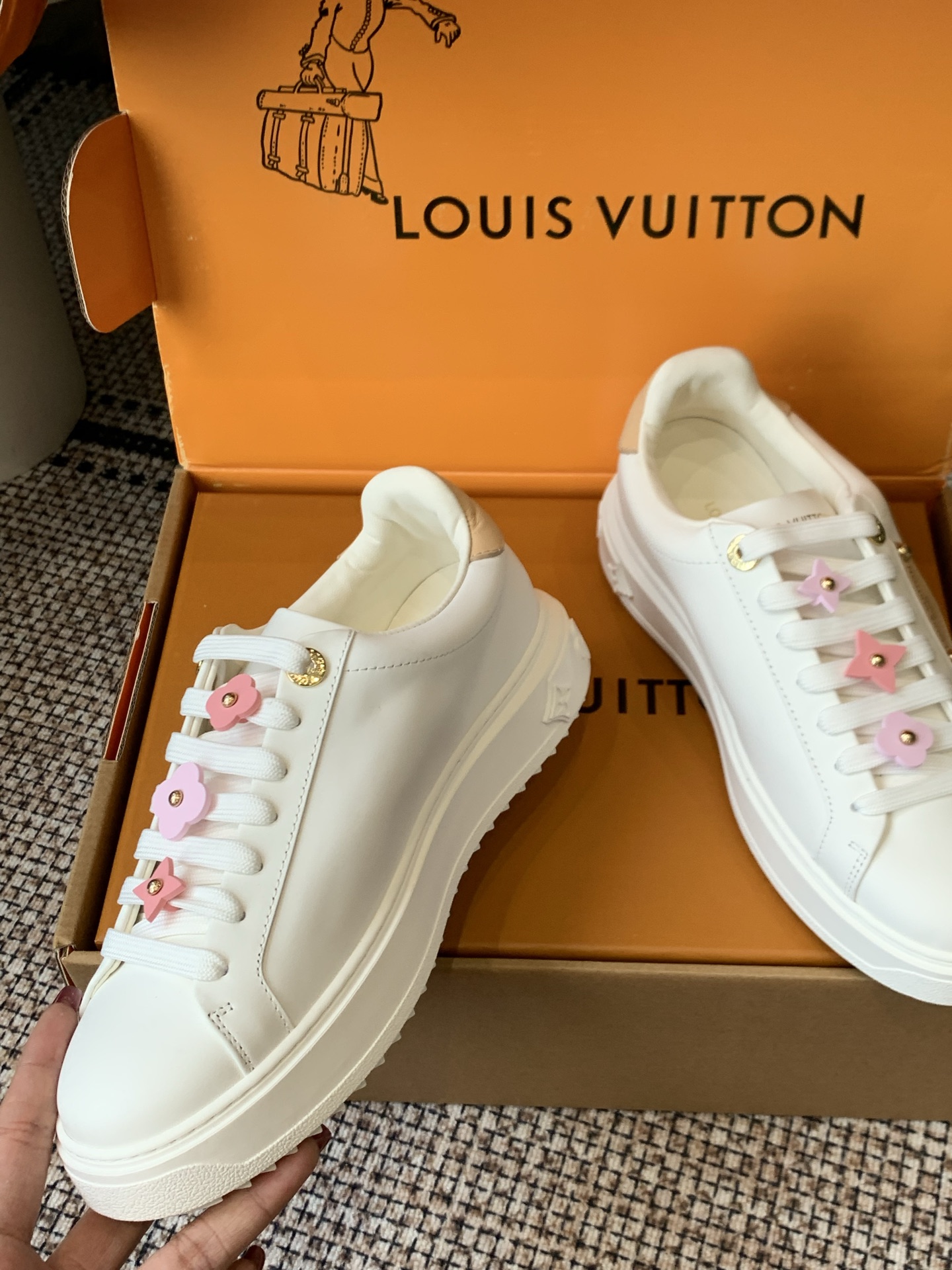 Louis Vuitton Sneakers