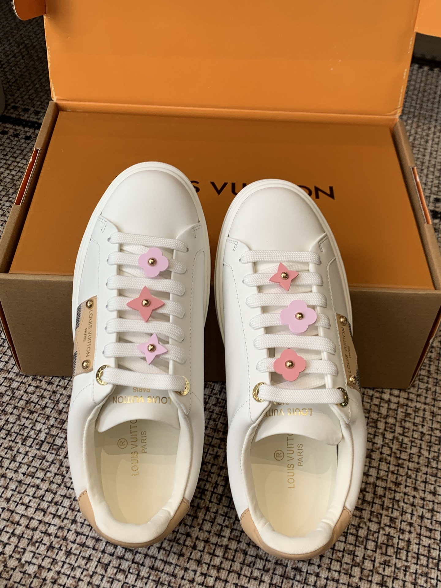 Louis Vuitton Sneakers