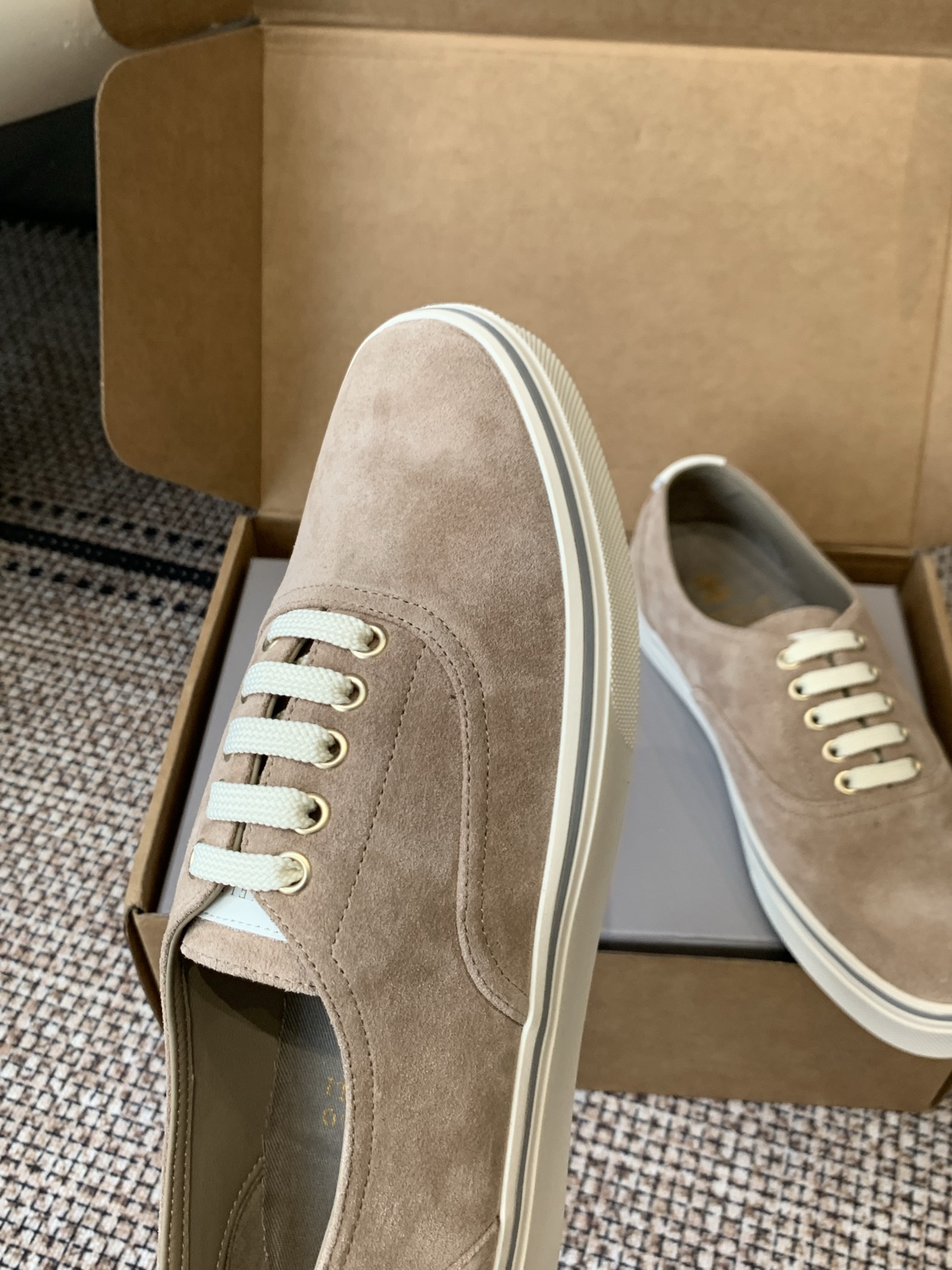 Designer Sneakers