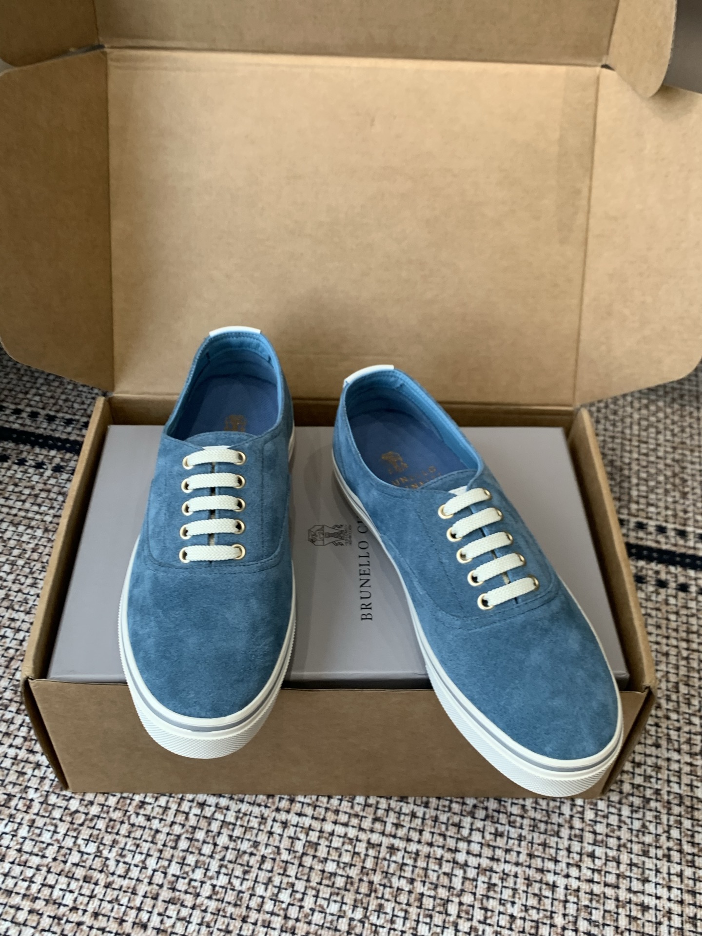 Designer Sneakers