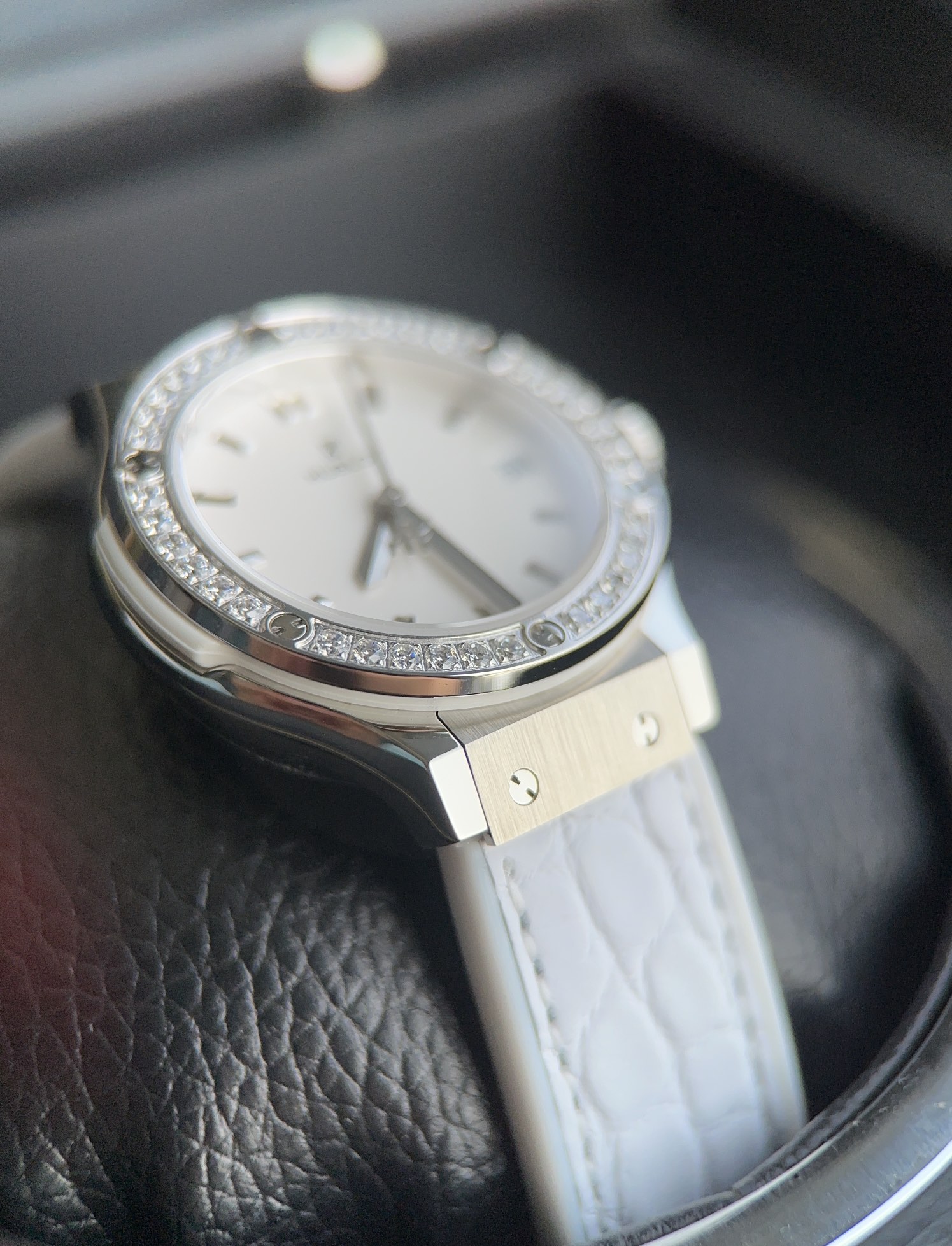 High-End Women’s Wristwatch: Wuble Hublot Classic Integration Series Review - 图片 5