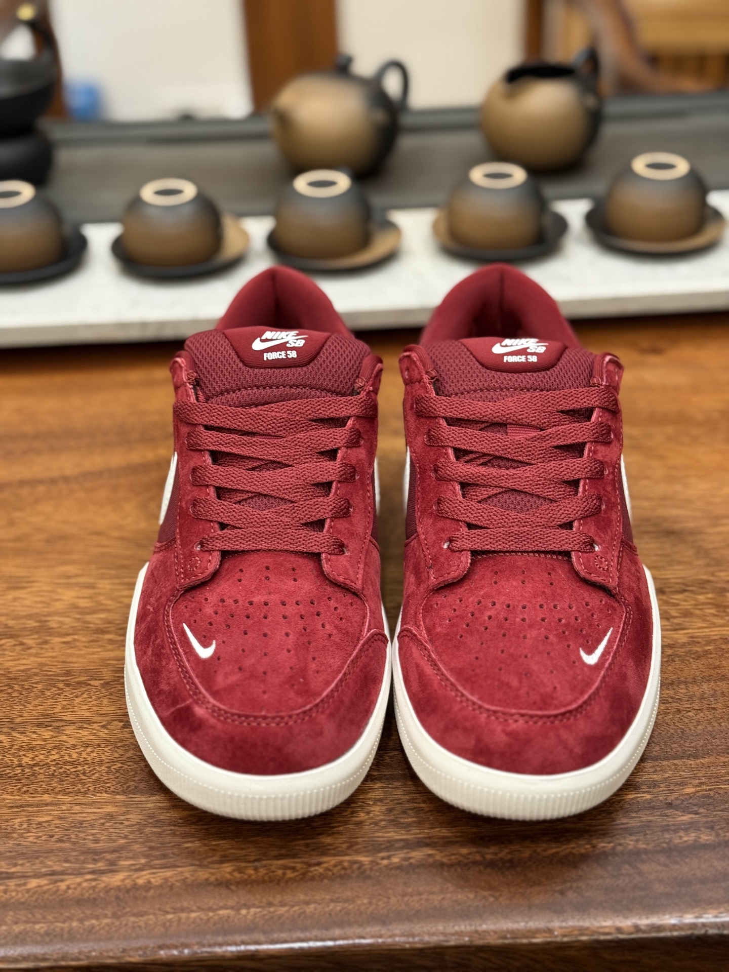 长期跑量款 性价比中的王者 SB F58款 酒红 CZ2959-601 男女鞋 36 36.5 37.5 38 38.5 39 40 40.5 41 42 42.5 43 44 44.5 45 46