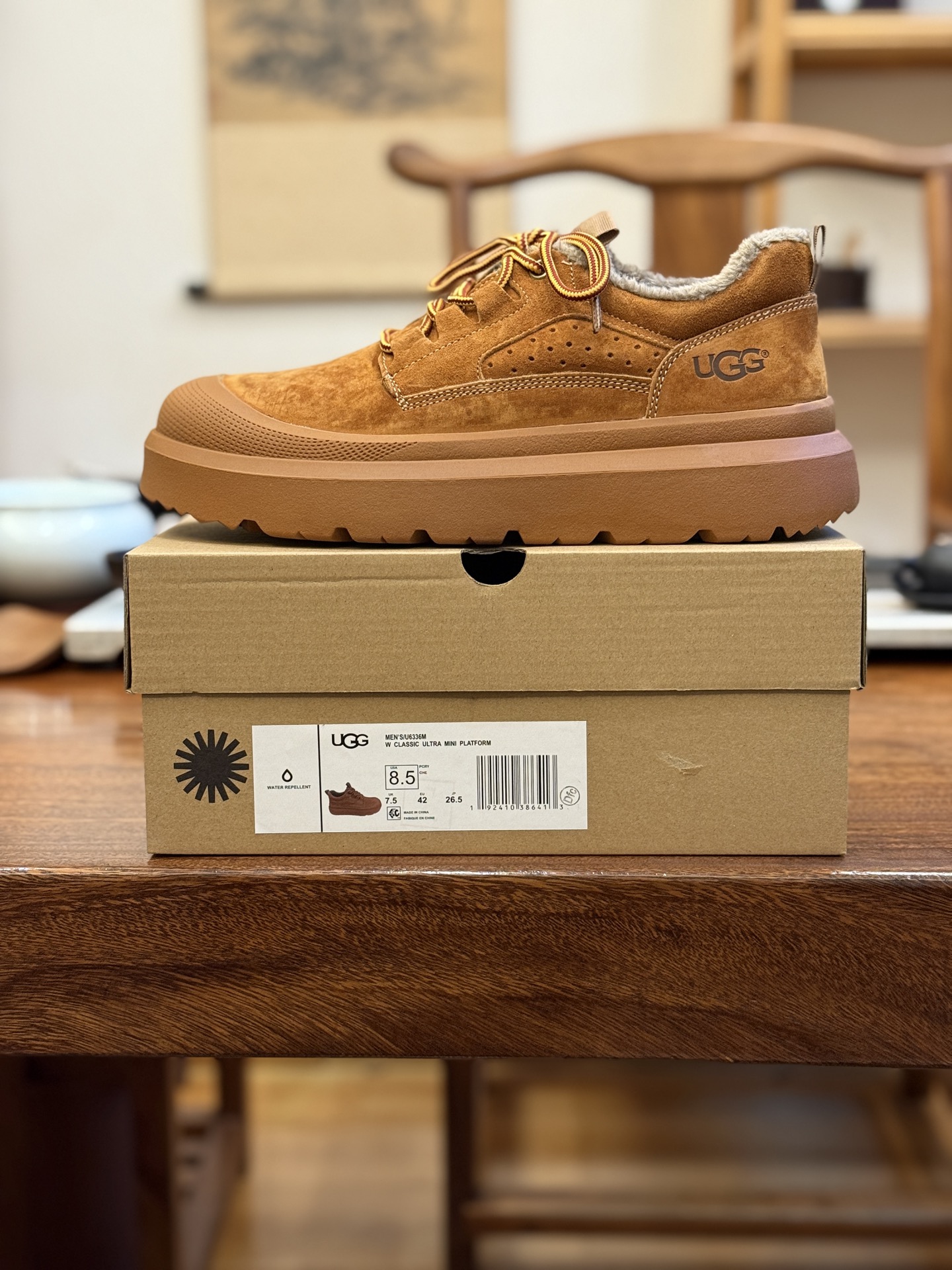 新货🚀#UGG秋冬新品(毛绒一体内里🔥保暖锁热)秋冬必备 户外男士休闲鞋雪地靴系列 广东大厂品质 秋冬新款 时尚潮流搭配 面料釆用意大利进口磨砂牛皮 全鞋真牛皮材料 大底到五金都是代工厂原材料制作 好货不杀猪 首单质量严格把控 全套官网统一包装 今年冬季防寒户外专用产品 日常随意搭配 型男必备‼美国轻奢品牌【UGG】Tasman Weather Hybrid 塔斯曼混合系列轻量休闲鞋尺码:39-44