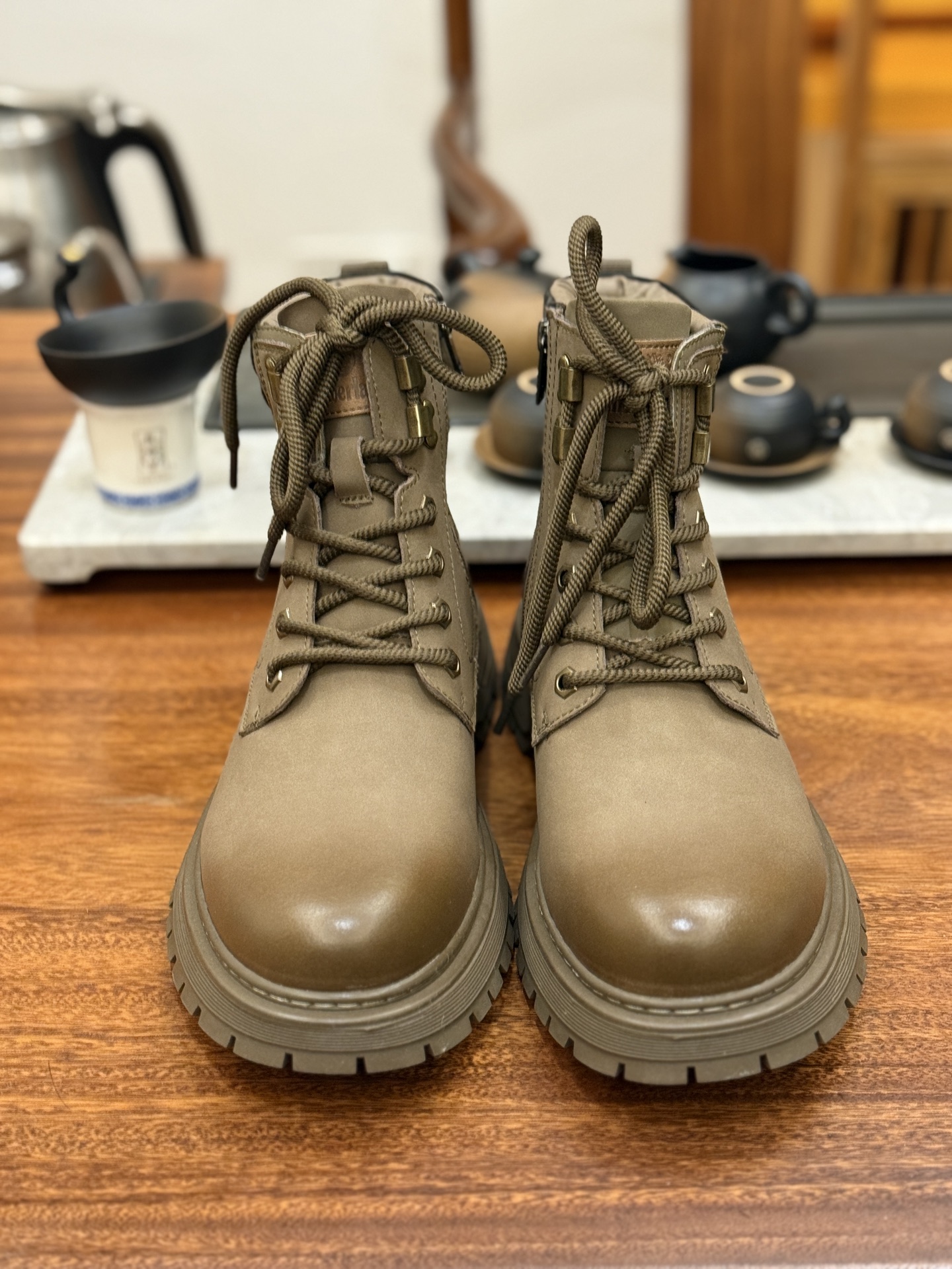 新货🚀#Timberland添柏岚/天伯伦户外工装休闲大黄靴系列
#广东大厂品质 原盒原包装
#秋冬新款时尚潮流搭配 面料采用意大利🇮🇹顶级磨砂细纹牛皮
搭配防臭防腐真皮乳胶鞋垫
给您完美的穿着体验 质量考究耐穿
型男必备 专治不帅 高品质脚感一流
尺码:38 39 40 41 42 43 44(皮鞋码)