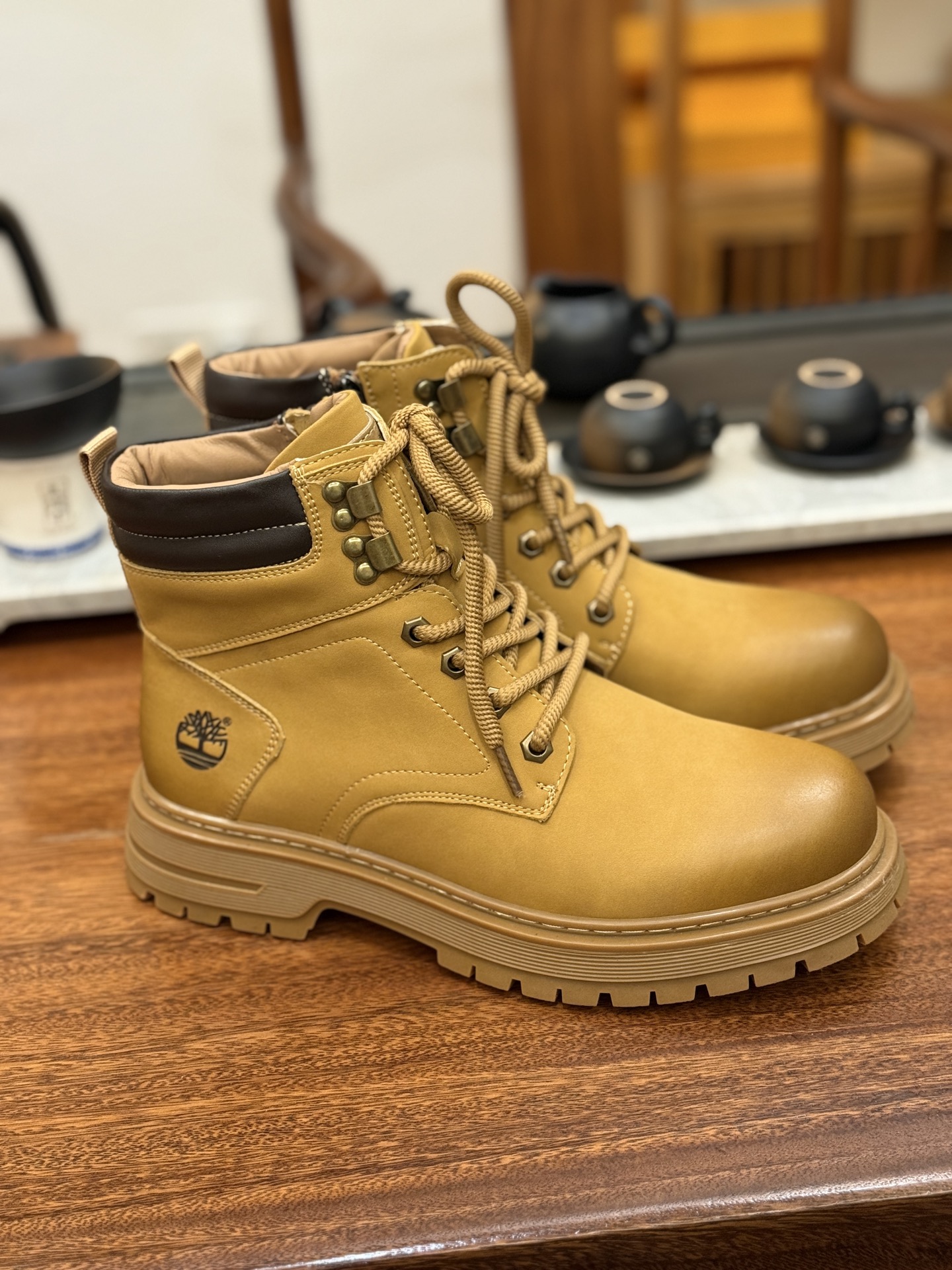 新货🚀#Timberland添柏岚/天伯伦户外工装休闲大黄靴系列
#广东大厂品质 原盒原包装
#秋冬新款时尚潮流搭配 面料采用意大利🇮🇹顶级磨砂细纹牛皮
搭配防臭防腐真皮乳胶鞋垫
给您完美的穿着体验 质量考究耐穿
型男必备 专治不帅 高品质脚感一流
尺码:38 39 40 41 42 43 44(皮鞋码)