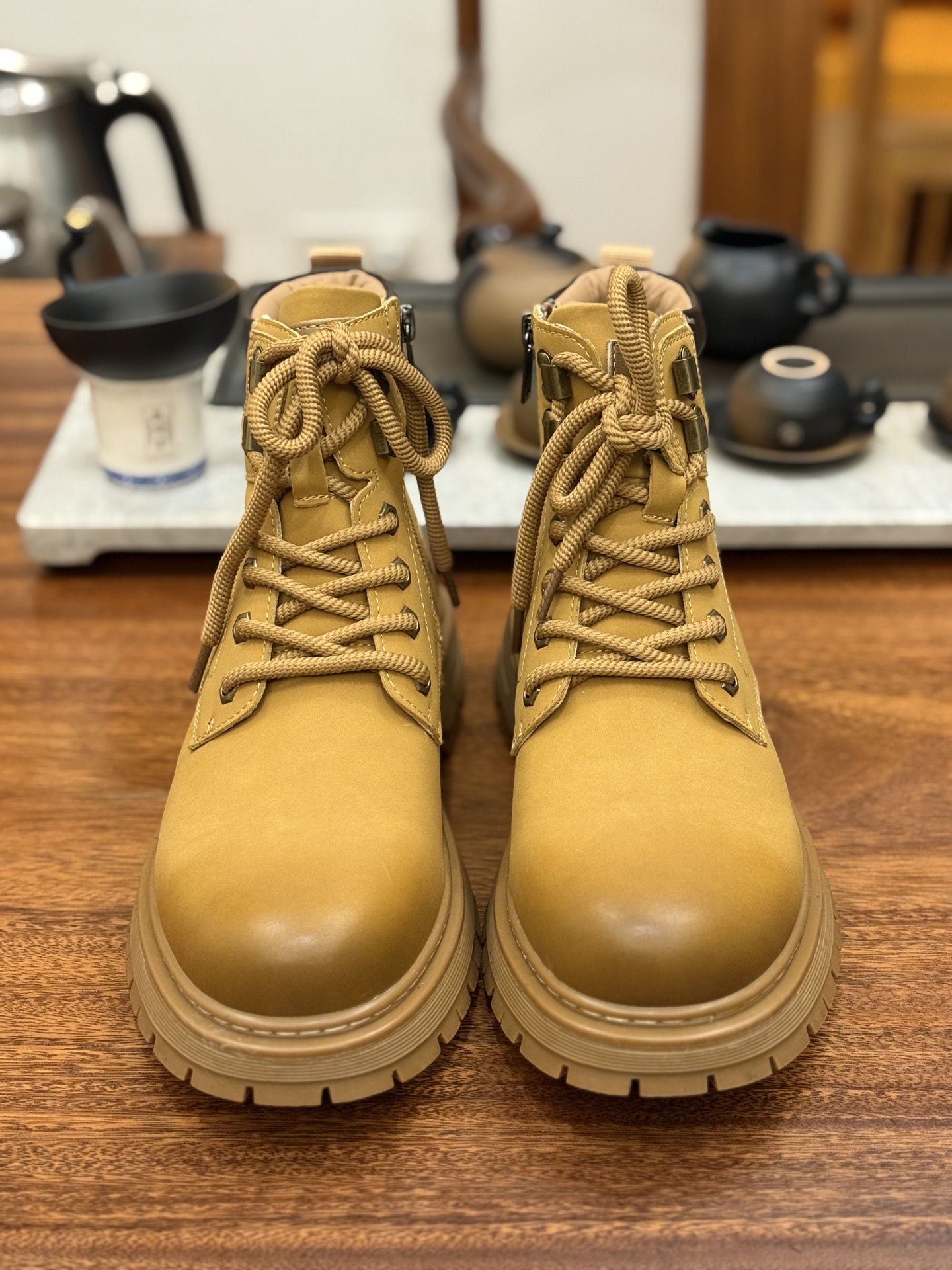 新货🚀#Timberland添柏岚/天伯伦户外工装休闲大黄靴系列
#广东大厂品质 原盒原包装
#秋冬新款时尚潮流搭配 面料采用意大利🇮🇹顶级磨砂细纹牛皮
搭配防臭防腐真皮乳胶鞋垫
给您完美的穿着体验 质量考究耐穿
型男必备 专治不帅 高品质脚感一流
尺码:38 39 40 41 42 43 44(皮鞋码)