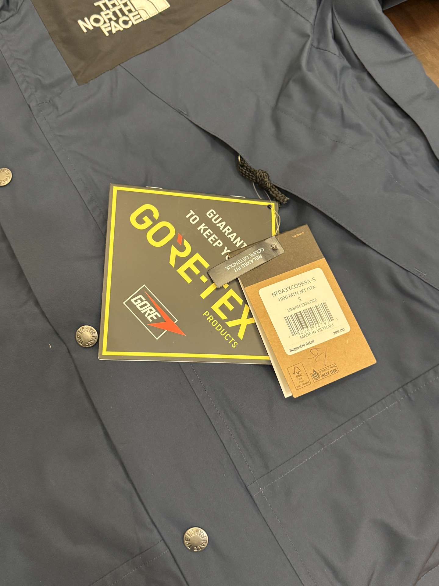 顶级版 公司级 平台货 顶级压胶版本 The North Facel 北面 经典 90冲锋衣 藏青色 男女同款 尺码 XS S M L XL XXL