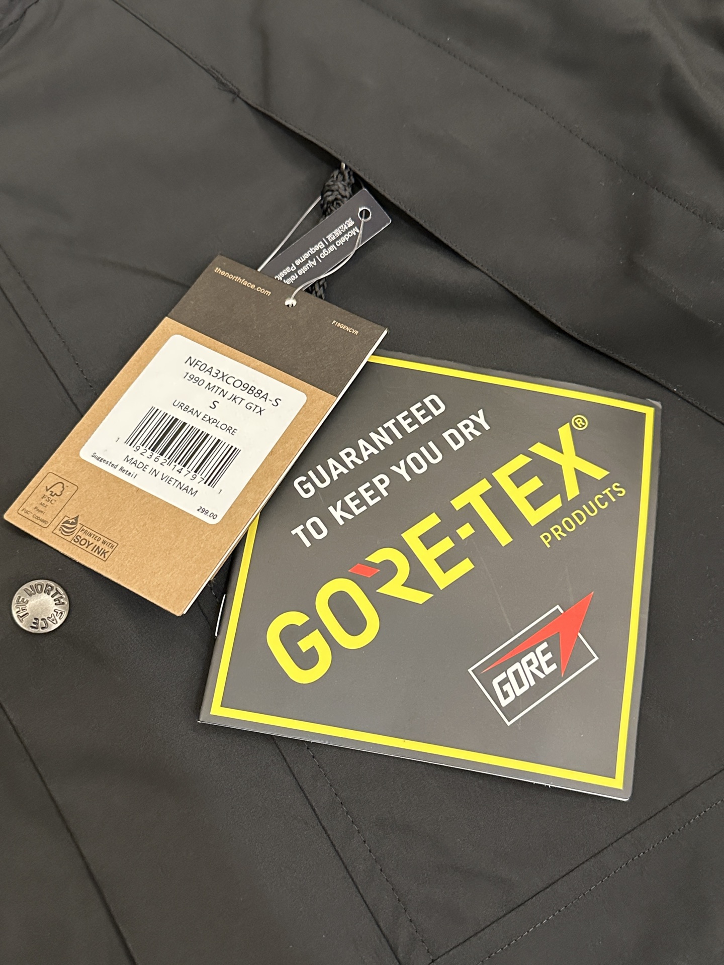 顶级版 公司级 平台货 顶级压胶版本 The North Facel 北面 经典 90冲锋衣 黑色 男女同款 尺码 XS S M L XL XXL