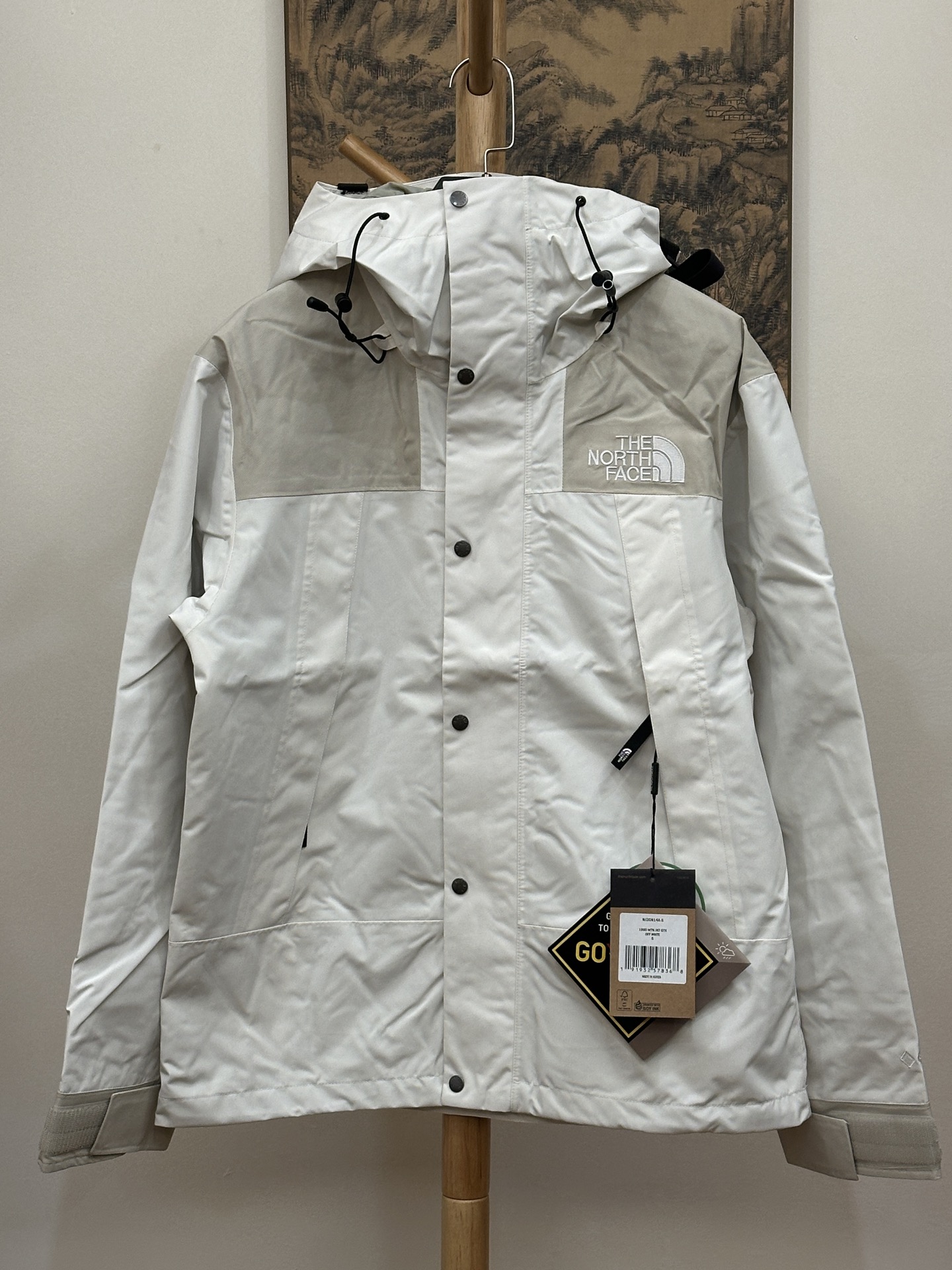 顶级版 公司级 平台货 顶级压胶版本 The North Facel 北面 经典 90冲锋衣 白色 男女同款 尺码 XS S M L XL XXL