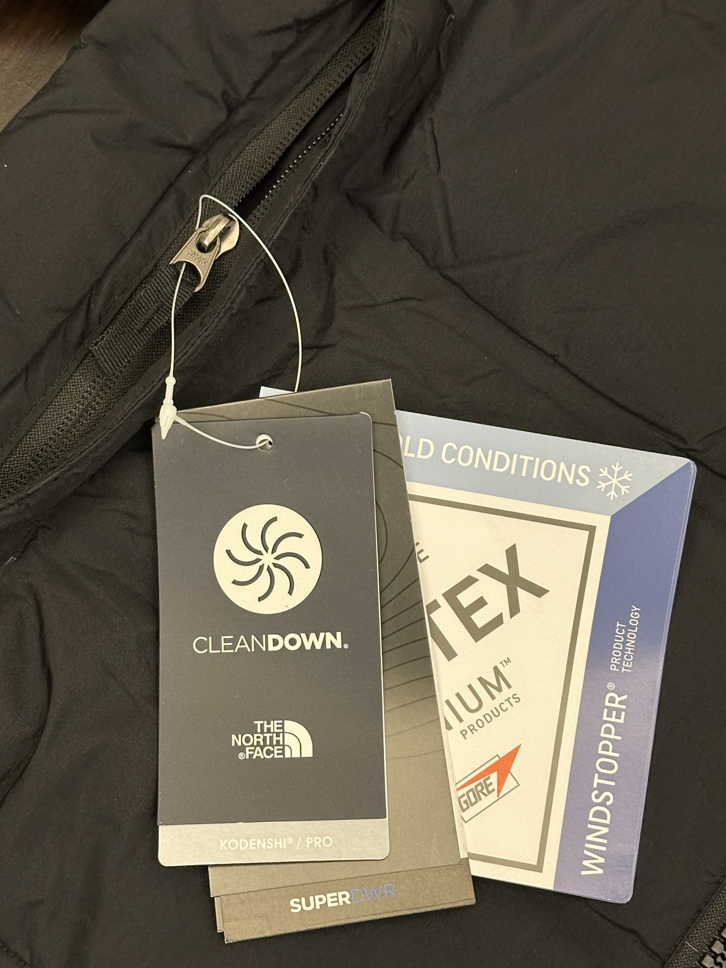 双十一 双十二,福利特价款 原价5XX的款 日版北面 黑白 尺码S M L XL