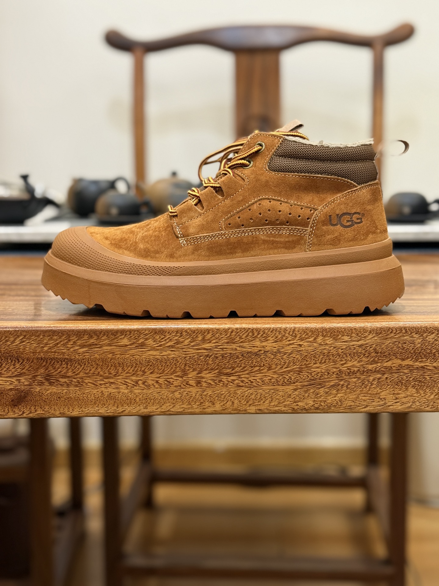 新货🚀#UGG秋冬新品(毛绒一体内里🔥保暖锁热)秋冬必备 户外中帮男士休闲鞋雪地靴马丁靴系列 广东大厂品质 秋冬新款 时尚潮流搭配 面料釆用意大利进口磨砂牛皮 全鞋真牛皮材料 大底到五金都是代工厂原材料制作 好货不杀猪 首单质量严格把控 全套官网统一包装 今年冬季防寒户外专用产品 日常随意搭配 型男必备‼美国轻奢品牌【UGG】Tasman Weather Hybrid 塔斯曼混合系列轻量休闲鞋尺码:39-44