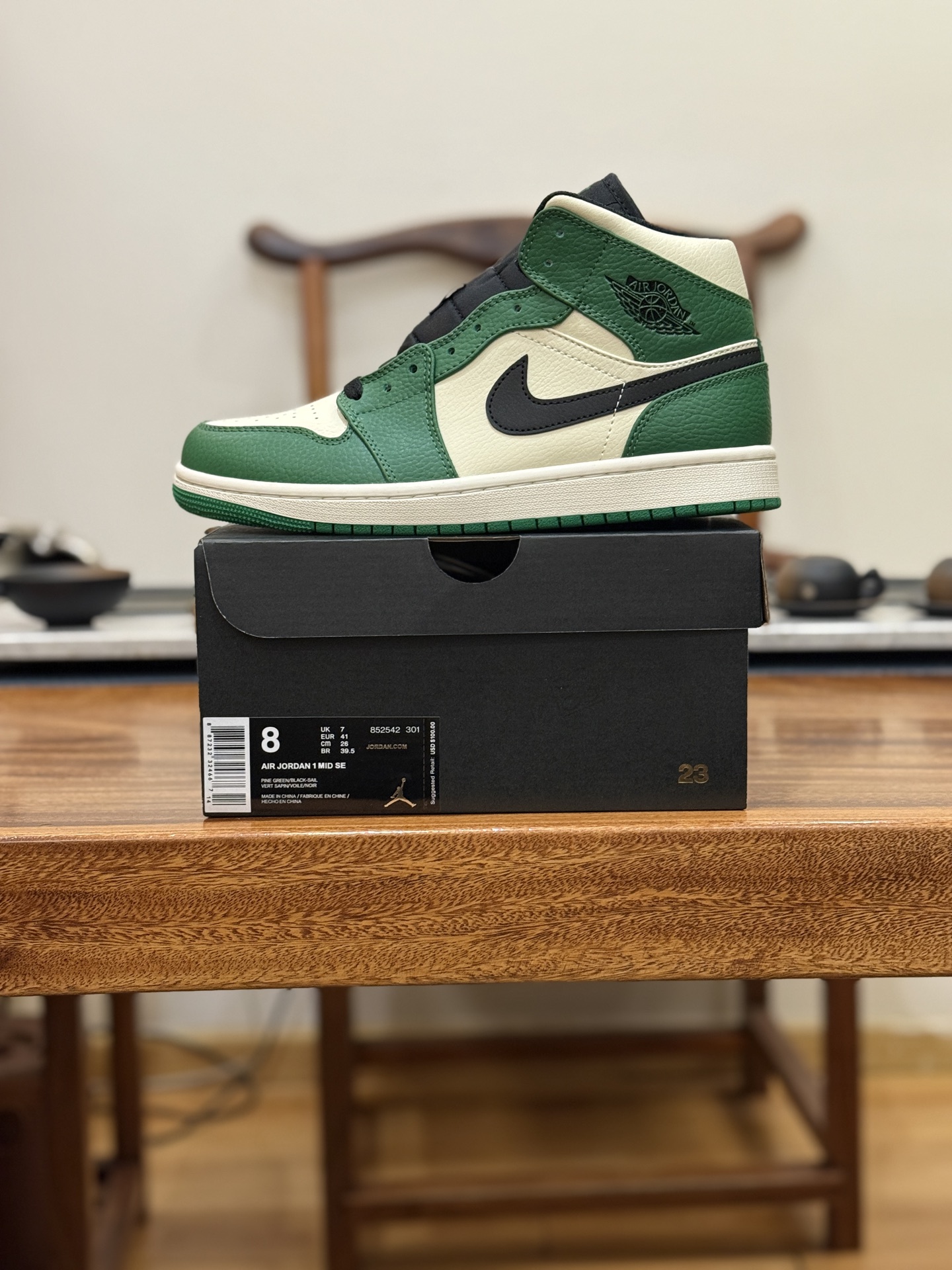 DT升级版 新货🚀 鞋头腰身变更加完美 
顶级原版 公司级 平台货 AIR JORDAN 1 MID 中帮 白绿脚趾 852542-301 男鞋 40 40.5 41 42 42.5 43 44 44.5 45 46