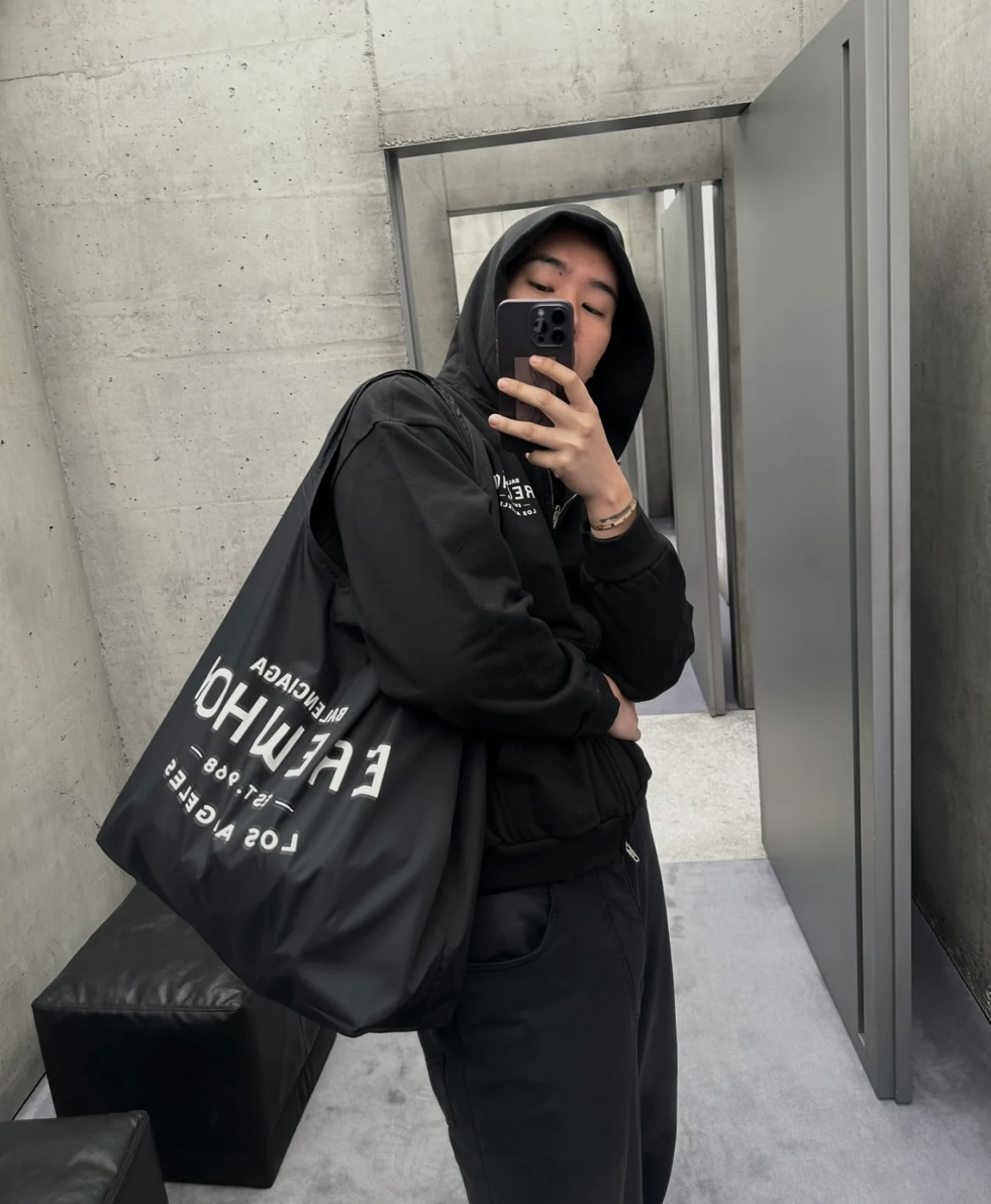 Blcg x Erewhon Shopping Bag - Spring Collection, Silky Nylon, Large Capacity 5 i1706360377 5562 3