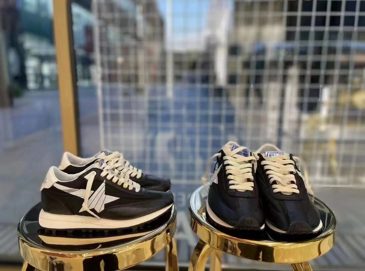 [Golden Goose Women