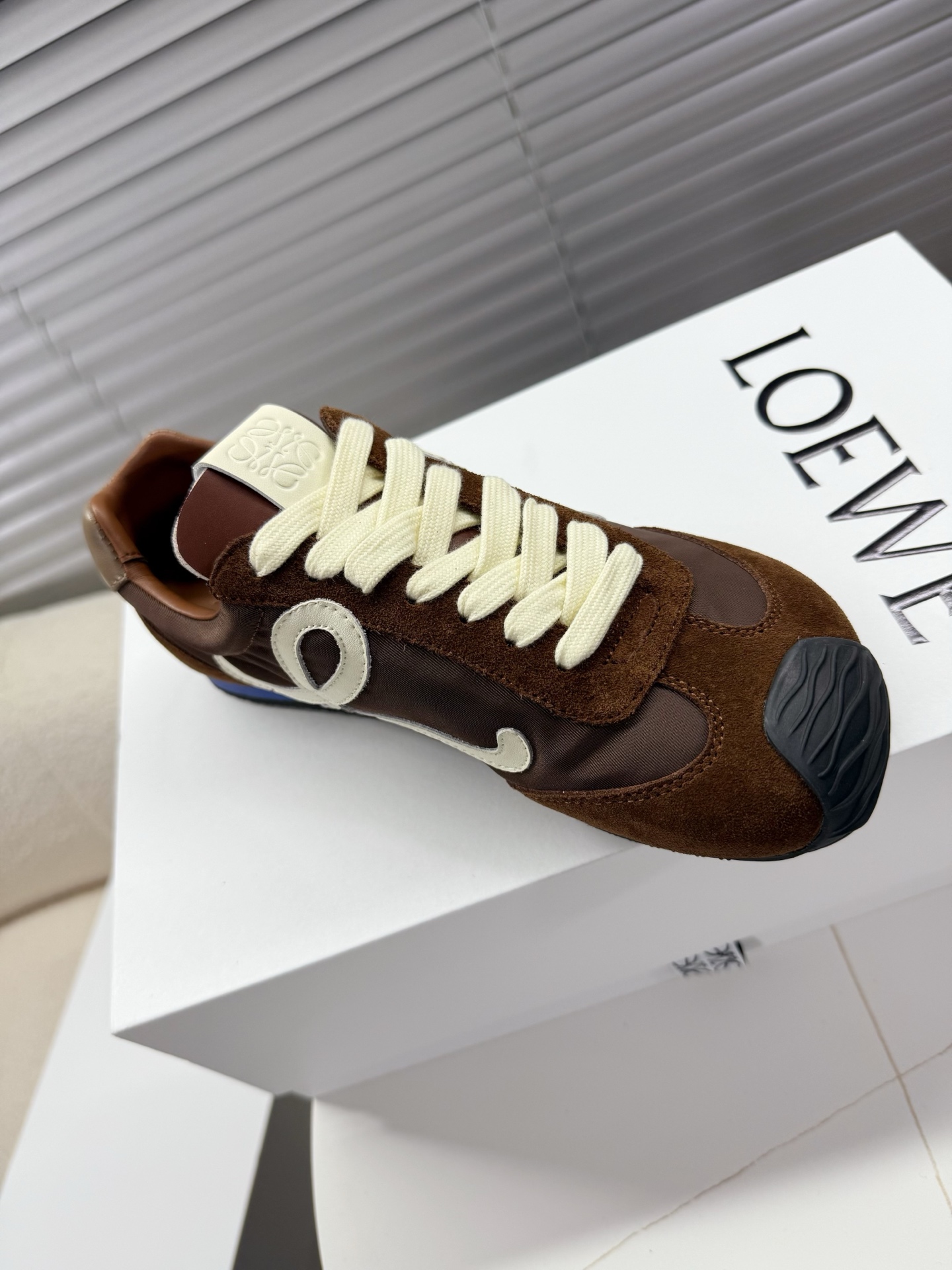 NO:236030,Loewe German training shoes, ballet sneakers, couples 9 colors, casual shoes/sports shoes, loewe, sneakers19860909Loewe德训鞋,芭蕾运动鞋,情侣款9色,休闲鞋/运动鞋,loewe,sneakers,Women's Shoes