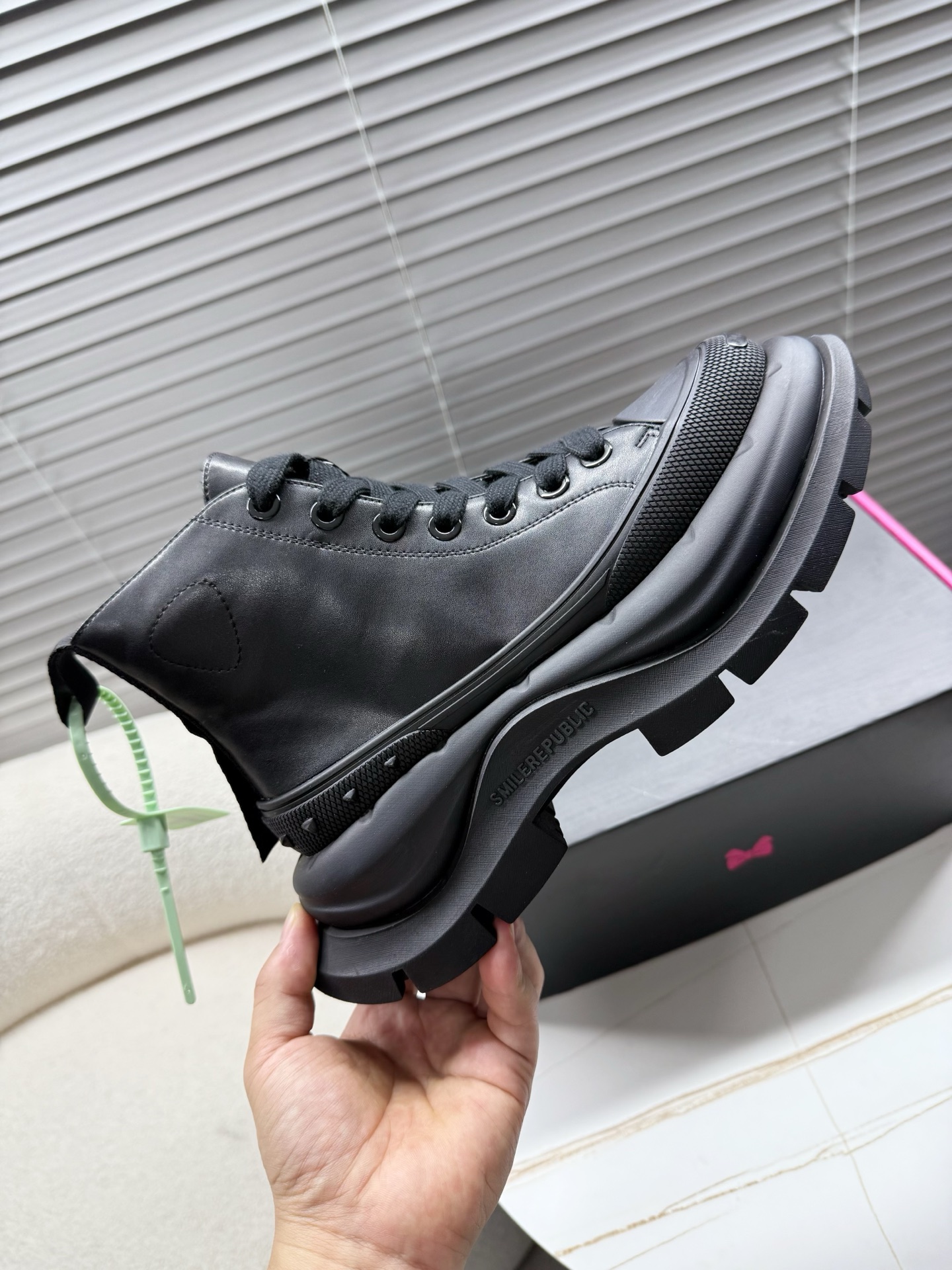 NO:707773,smilereublic 2.0 open smile couple style high-top shoes, sports shoes, thick-soled shoes, casual shoes~~, casual shoes/sports shoes, sneakers19860909smilereublic 2.0 开口笑情侣款高帮鞋,运动鞋,厚底鞋,休闲鞋~~,休闲鞋/运动鞋,sneakers,Women's Shoes