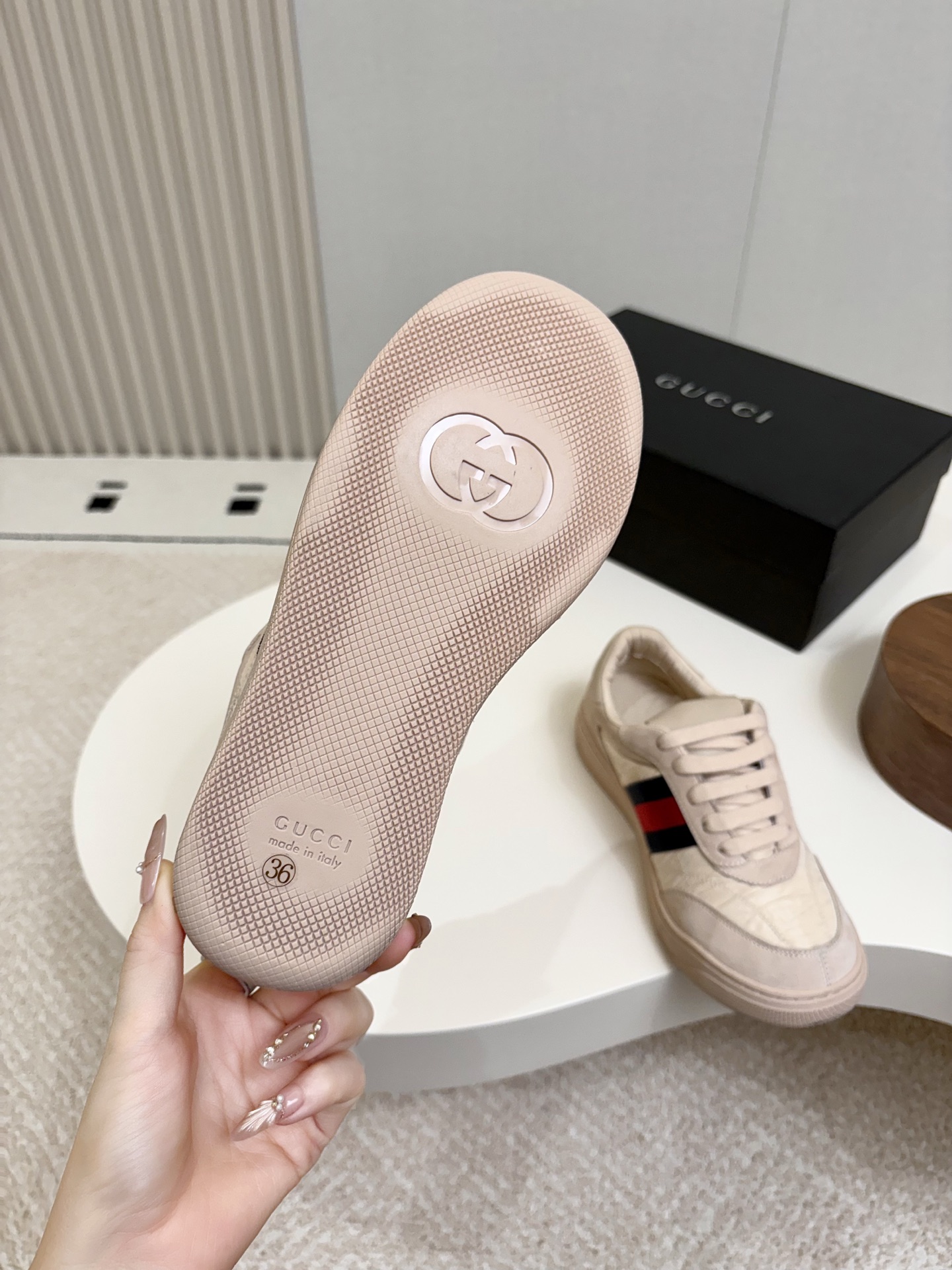 Gucci Sneakers