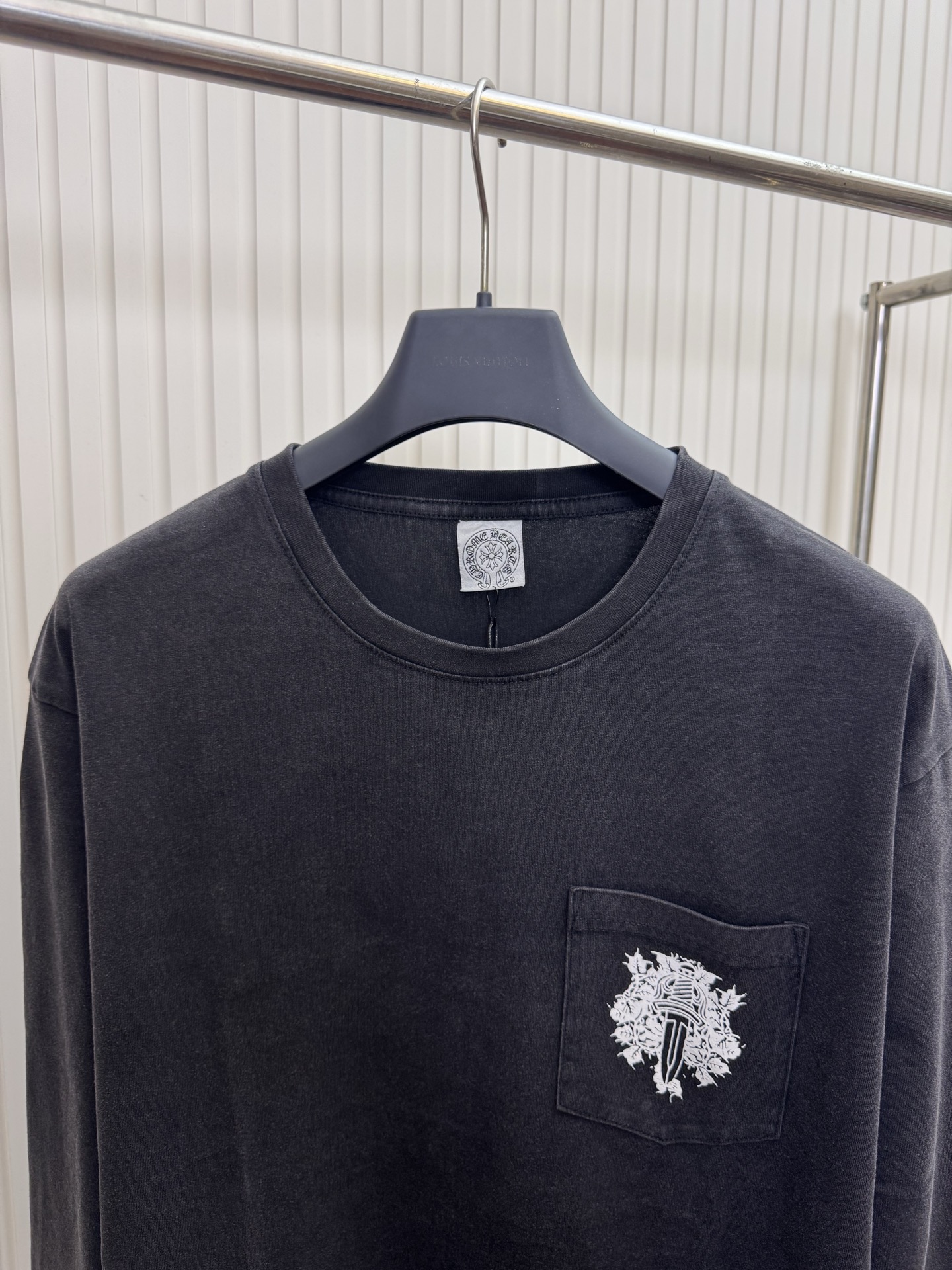 Chrome Hearts CH 克罗心Vintage十字架马蹄藤蔓宝剑水洗长袖T恤