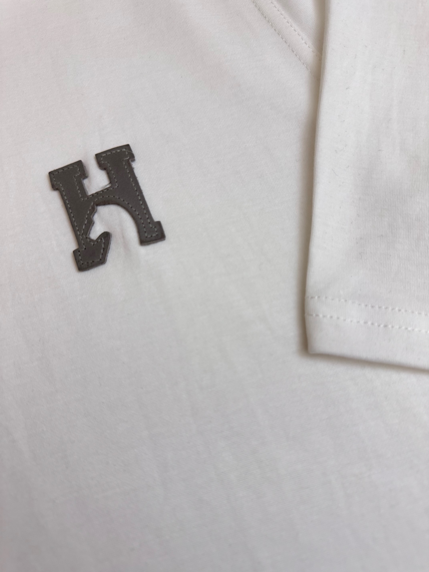 Hermès Hermes 爱马仕骏马皮表字母短袖T恤